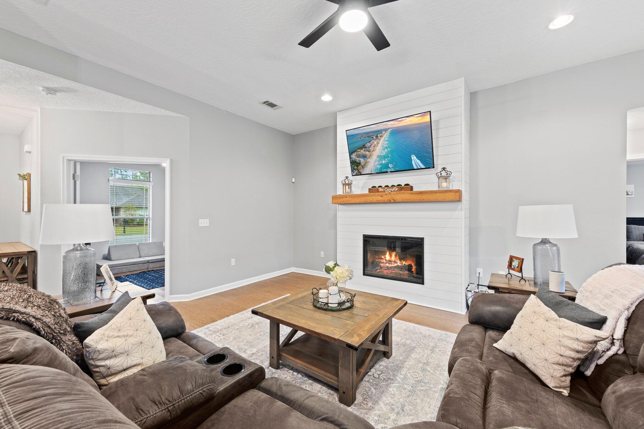 KAITLYNS PRESERVE - Residential