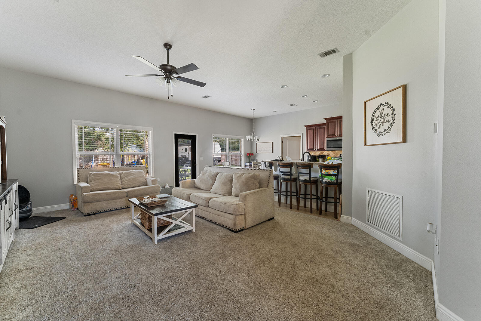 JAYDE ESTATES - Residential Lease