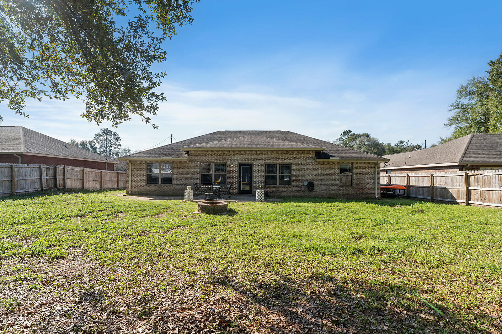 JAYDE ESTATES - Residential Lease