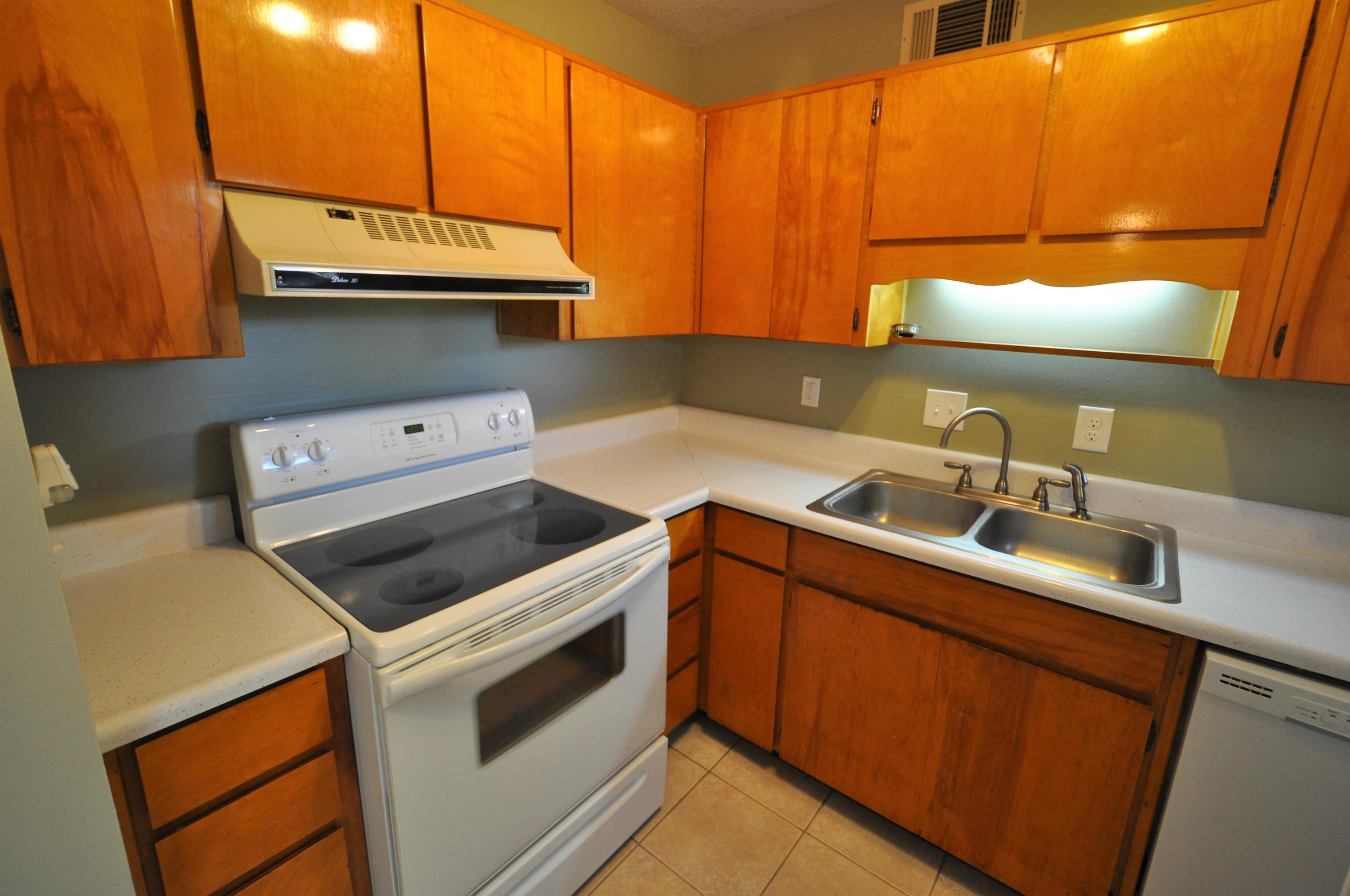 RACETRACK ROAD 1ST - Residential