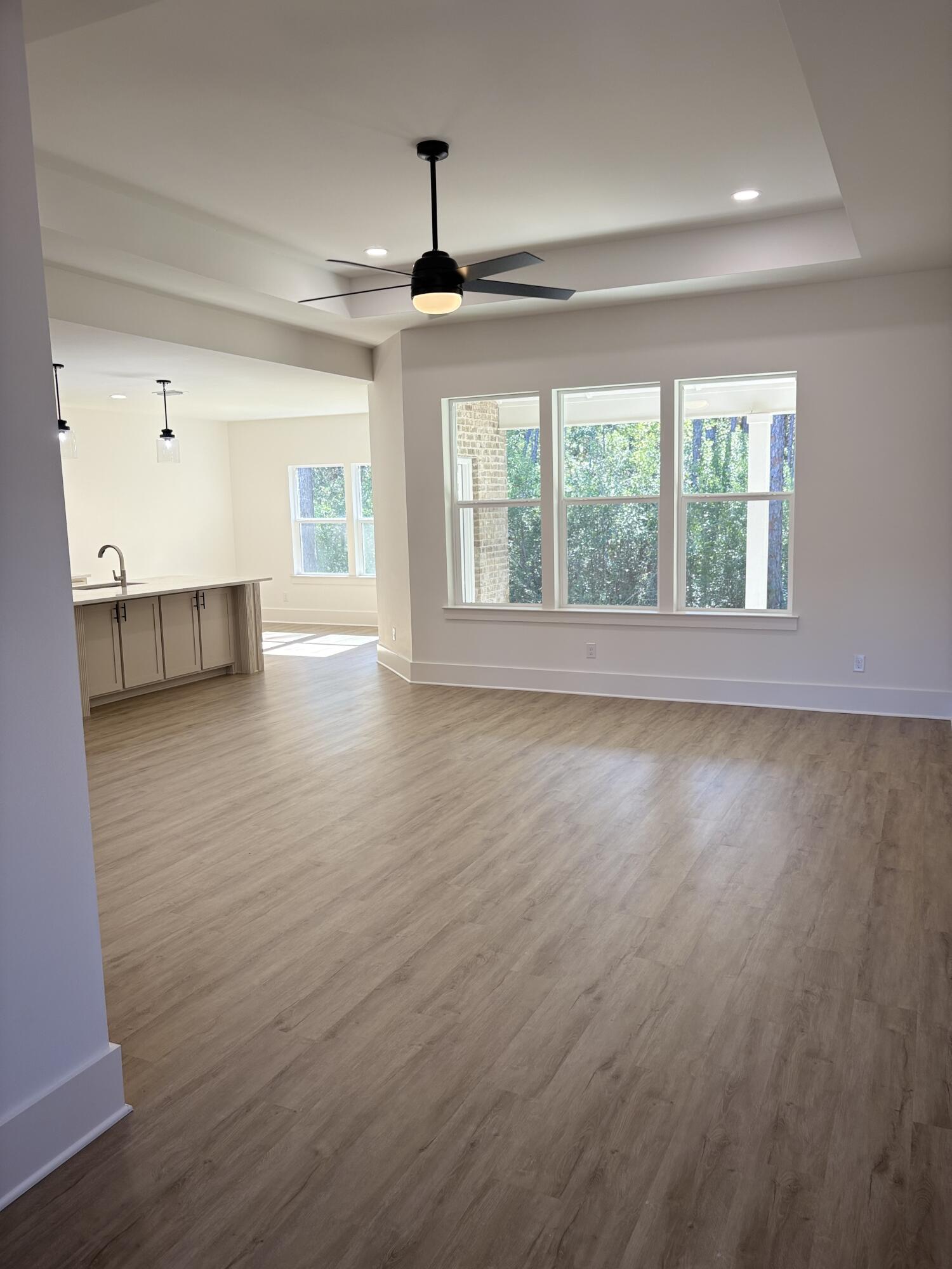 HOLLEY BY THE SEA - Residential