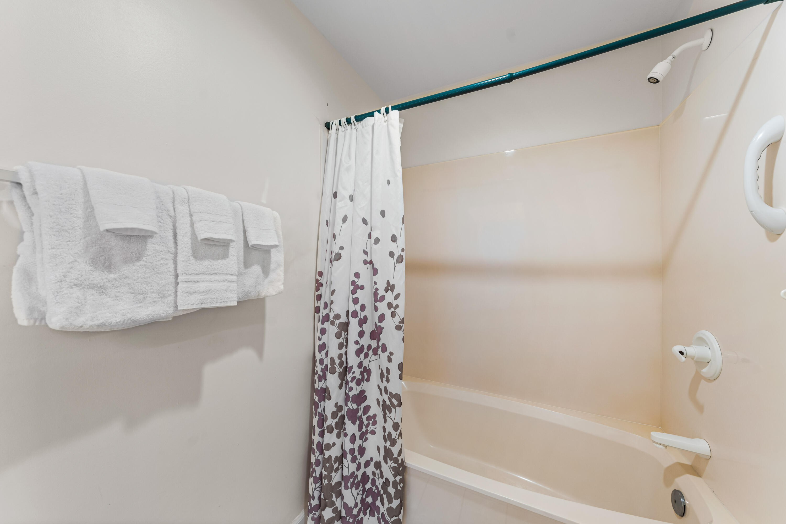 NAVARRE BEACH REGENCY CONDO - Residential