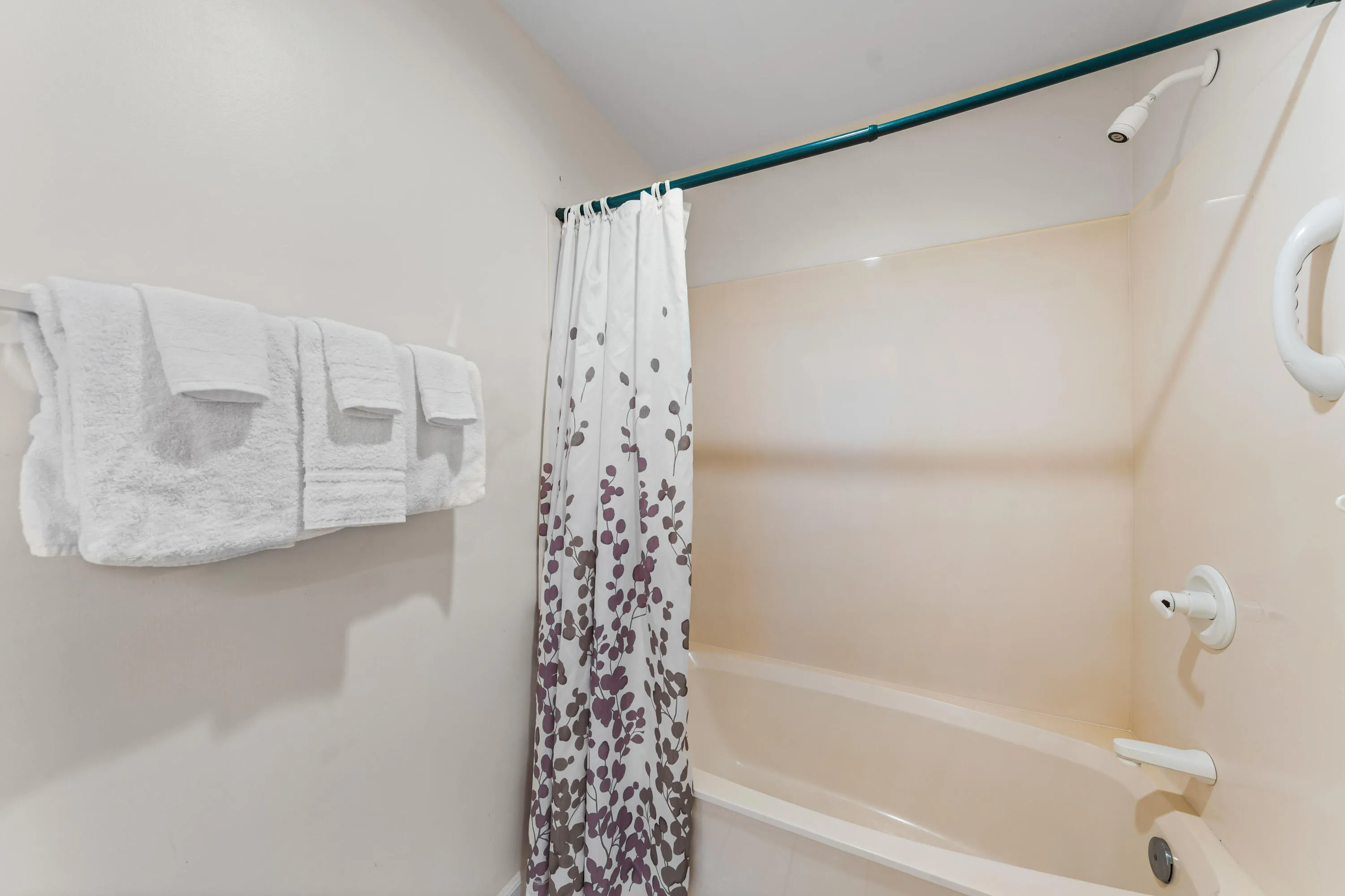 Navarre, Florida 32566, United States, 2 Bedrooms Bedrooms, ,2 BathroomsBathrooms,Residential,Pending,59385