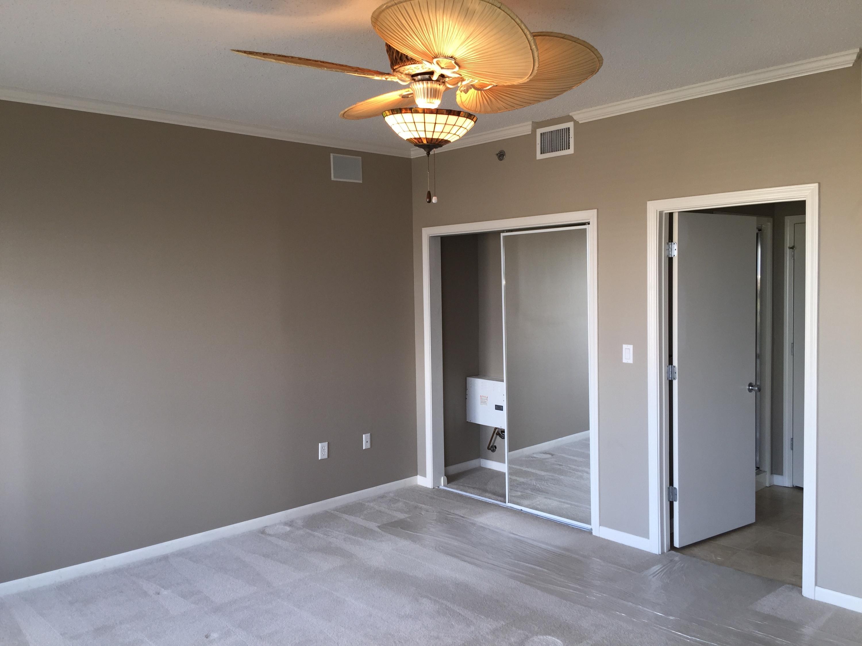 PALM COURT YACHT CLUB - Residential