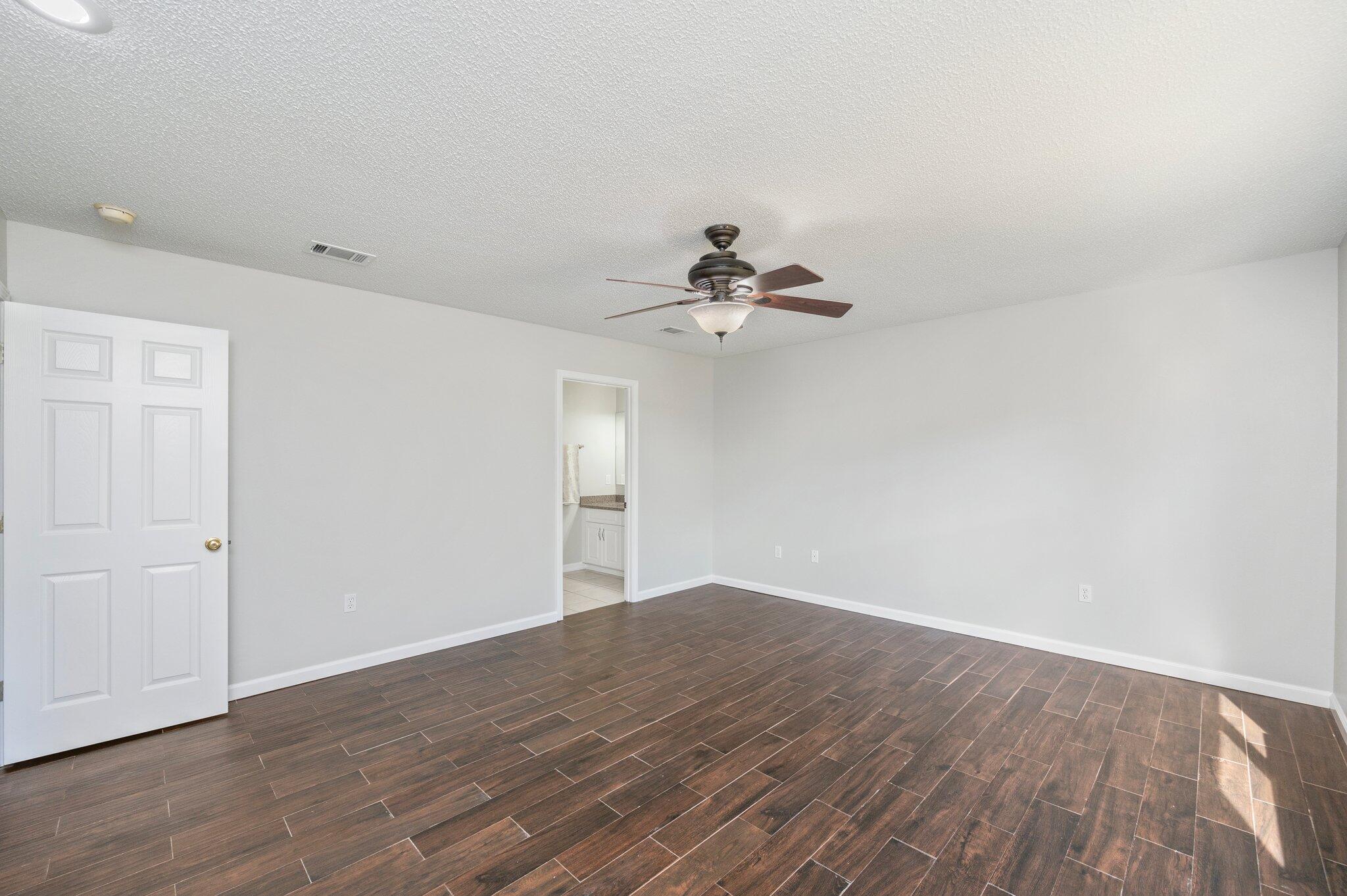 NORTHVIEW ESTATES 7TH ADDN - Residential