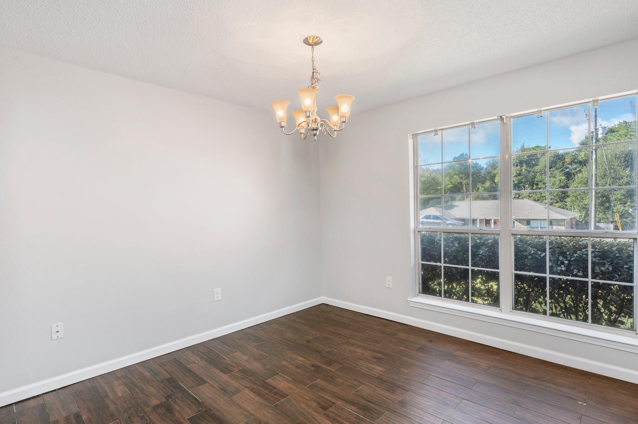 NORTHVIEW ESTATES 7TH ADDN - Residential