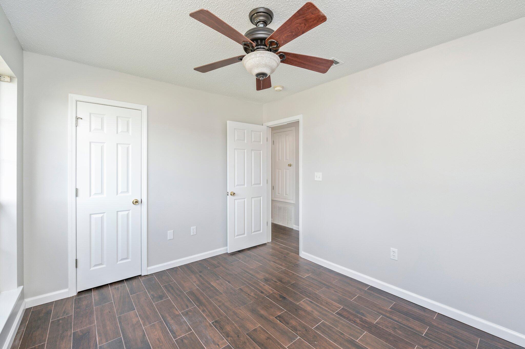 NORTHVIEW ESTATES 7TH ADDN - Residential