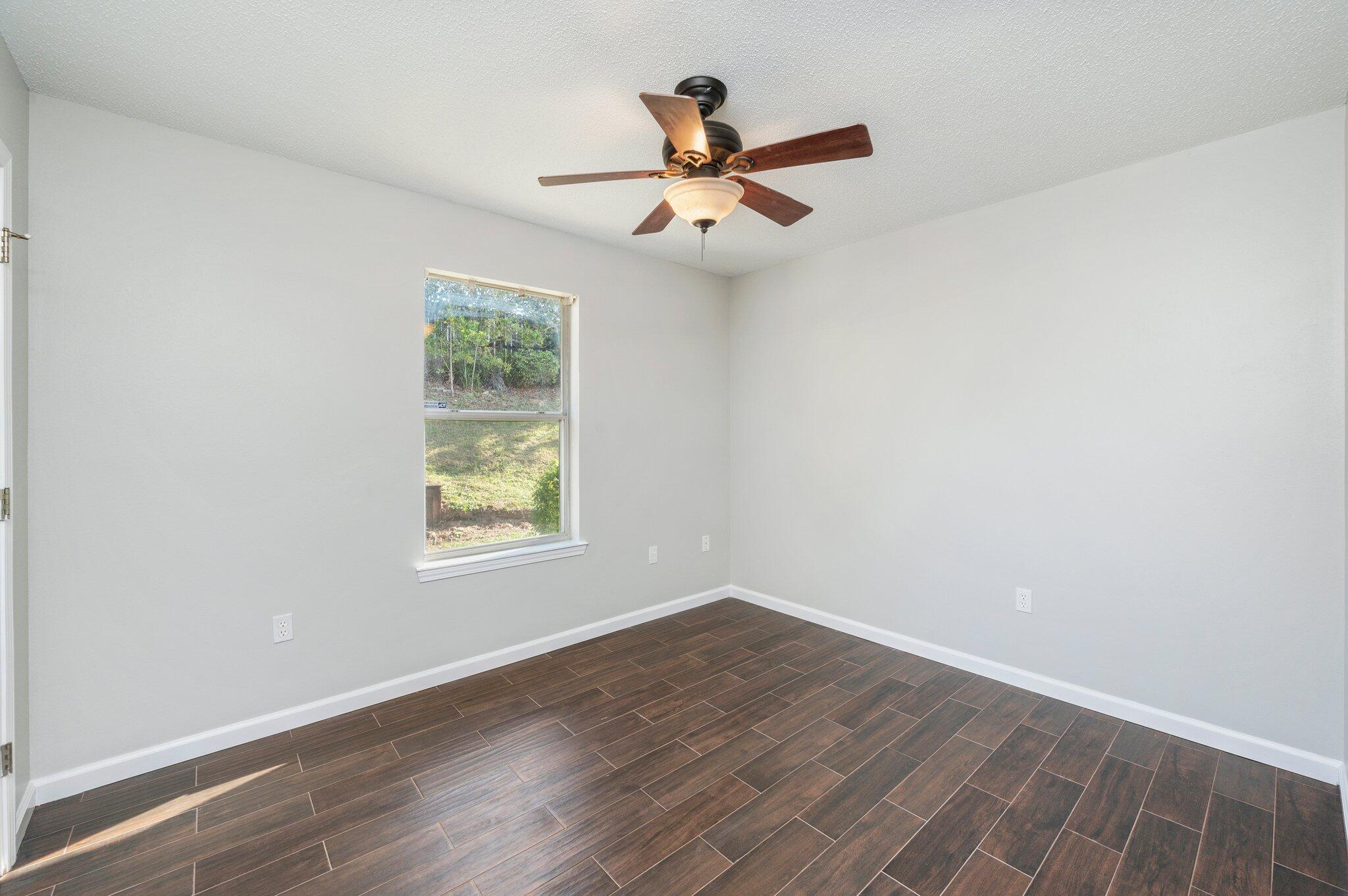 NORTHVIEW ESTATES 7TH ADDN - Residential