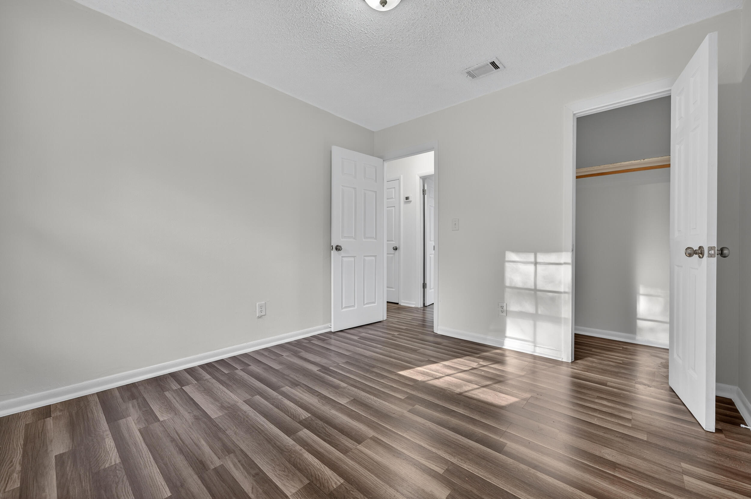 JUNIPER LAKE ESTATES - Residential