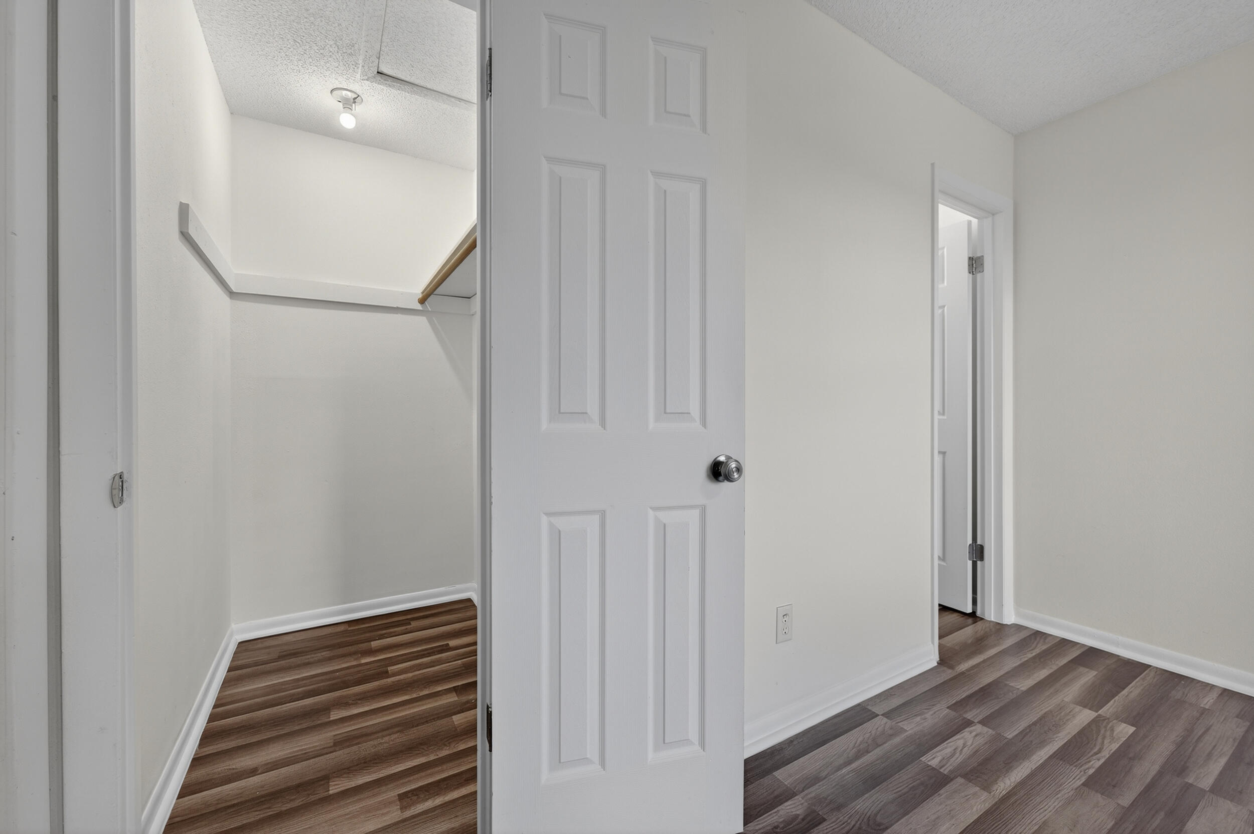 JUNIPER LAKE ESTATES - Residential