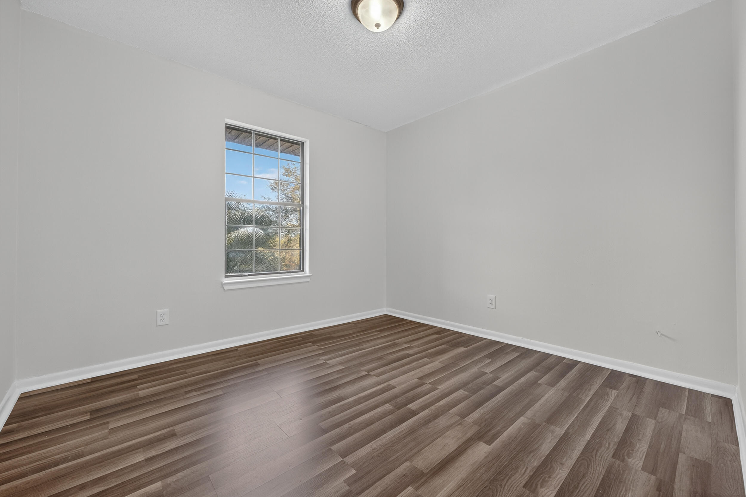 JUNIPER LAKE ESTATES - Residential