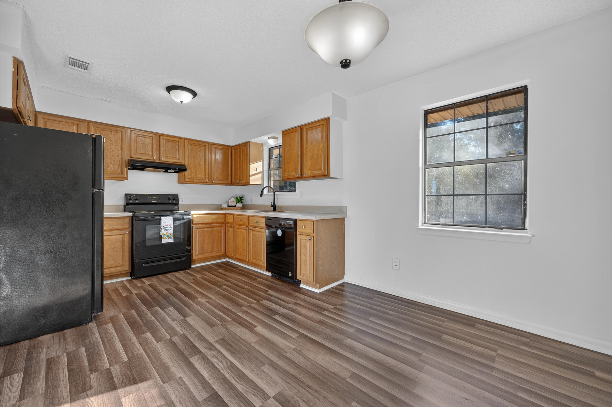 JUNIPER LAKE ESTATES - Residential