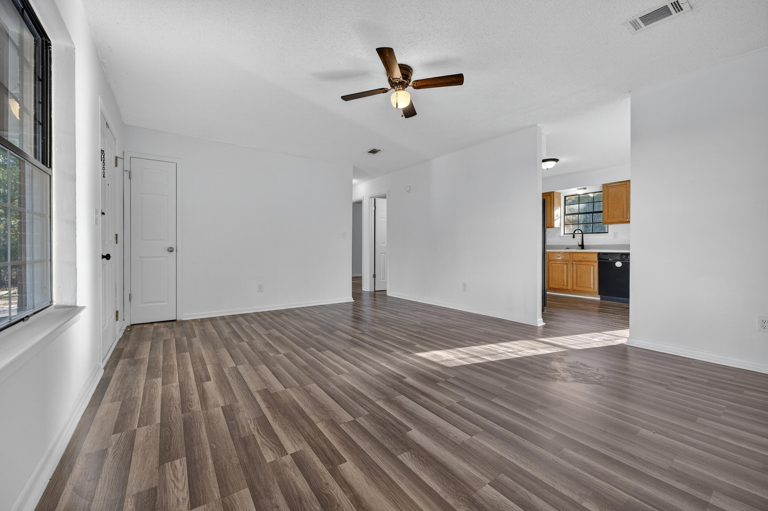 JUNIPER LAKE ESTATES - Residential