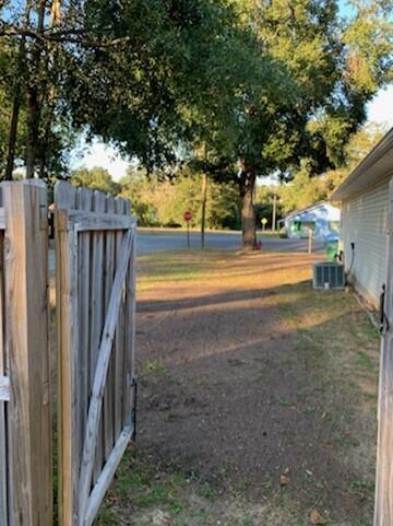 NO RECORDED SUBDIVISION - Residential