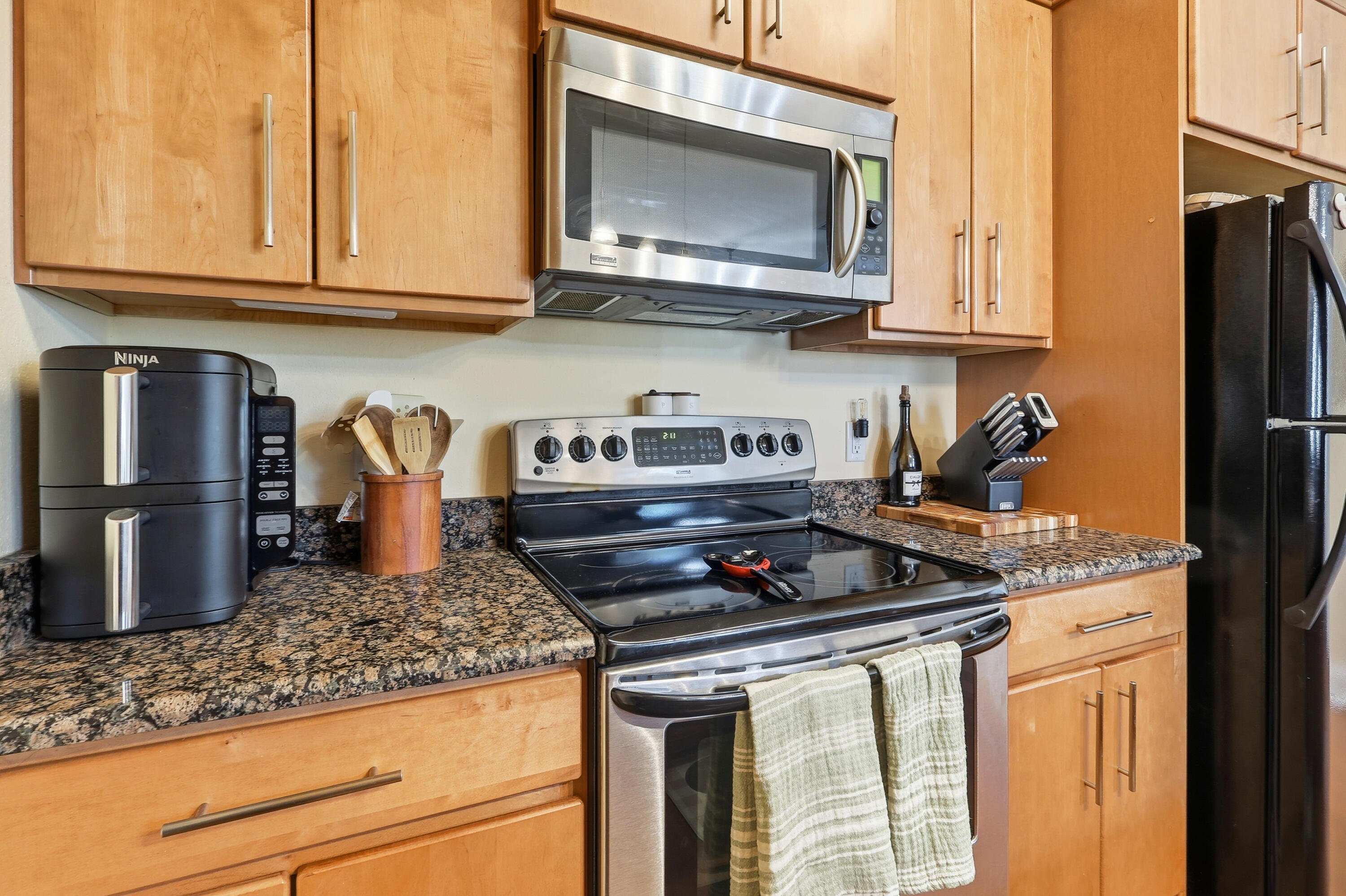 JEAN LEA T/H - Residential