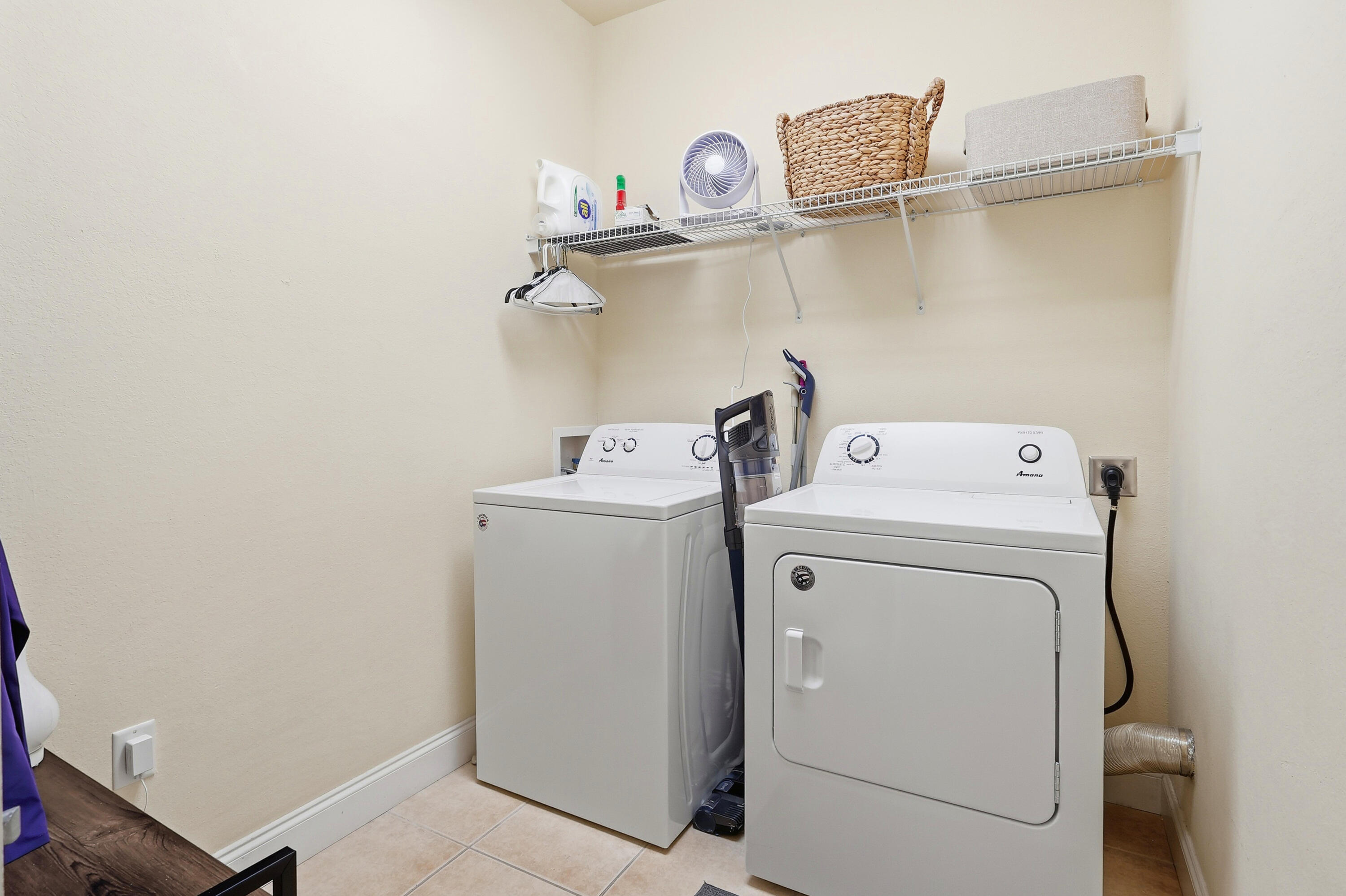 JEAN LEA T/H - Residential