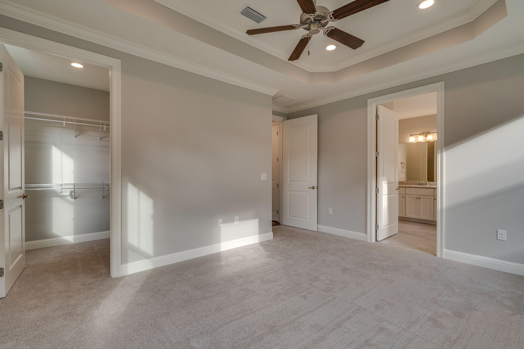 HERITAGE MANOR - Residential