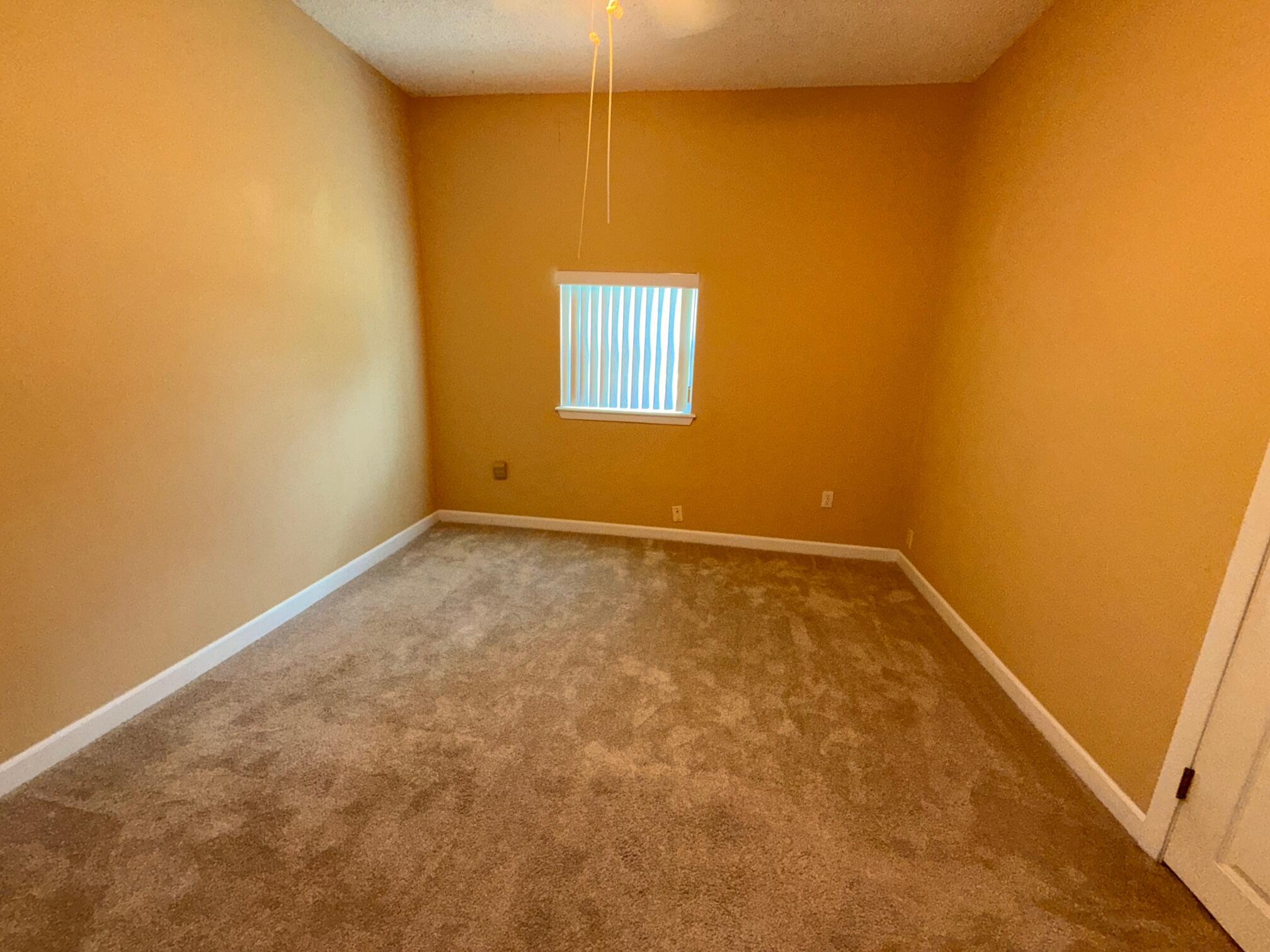 CLOVERDALE S/D 1ST ADDN - Residential