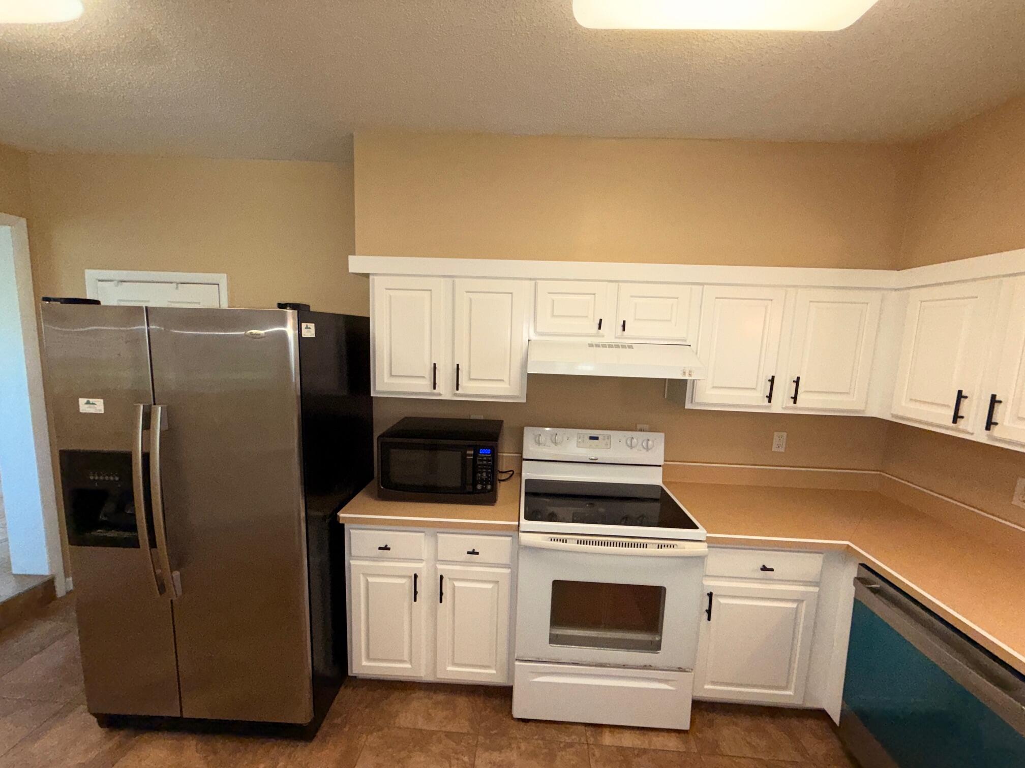 CLOVERDALE S/D 1ST ADDN - Residential