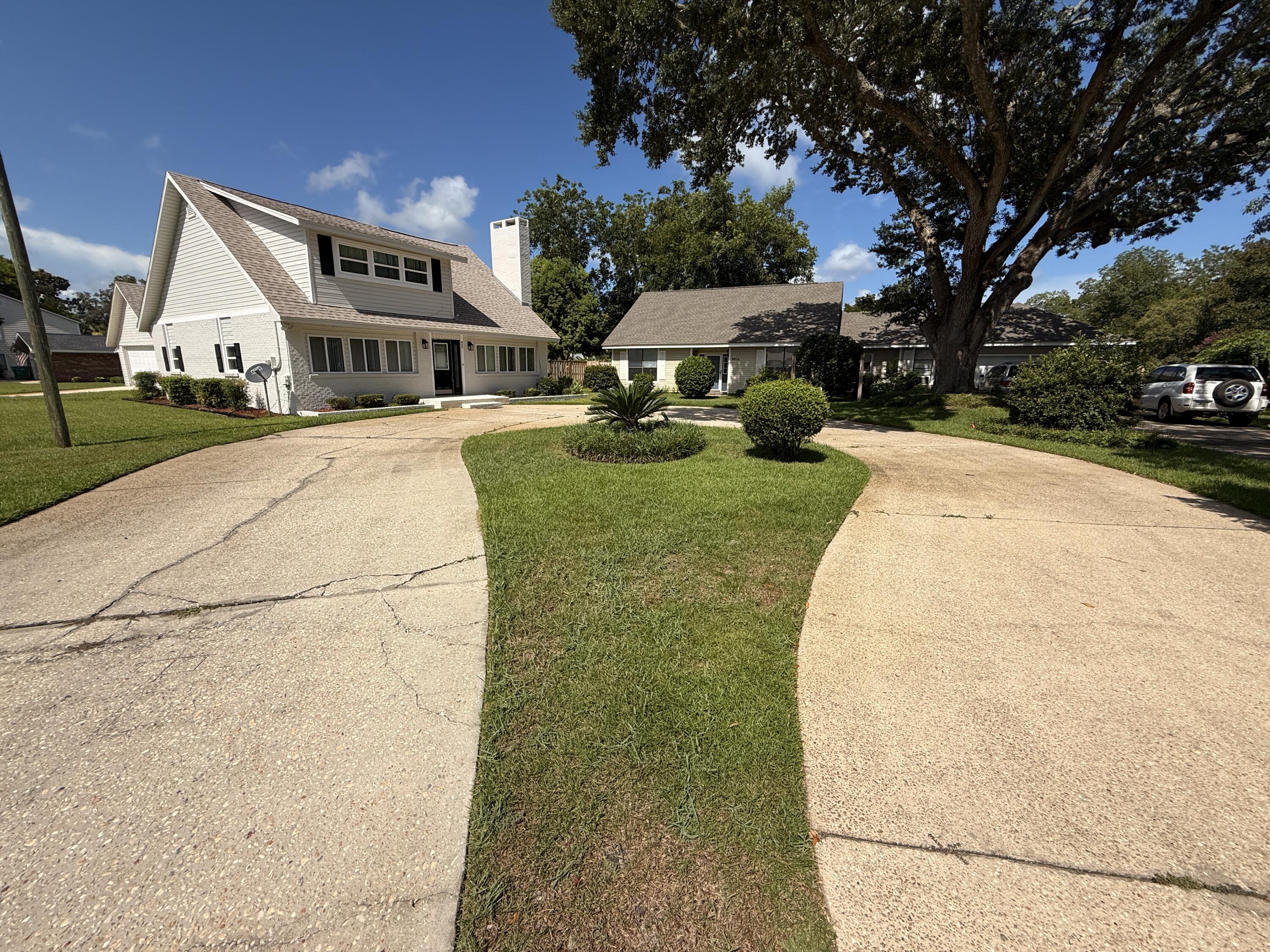 CLOVERDALE S/D 1ST ADDN - Residential