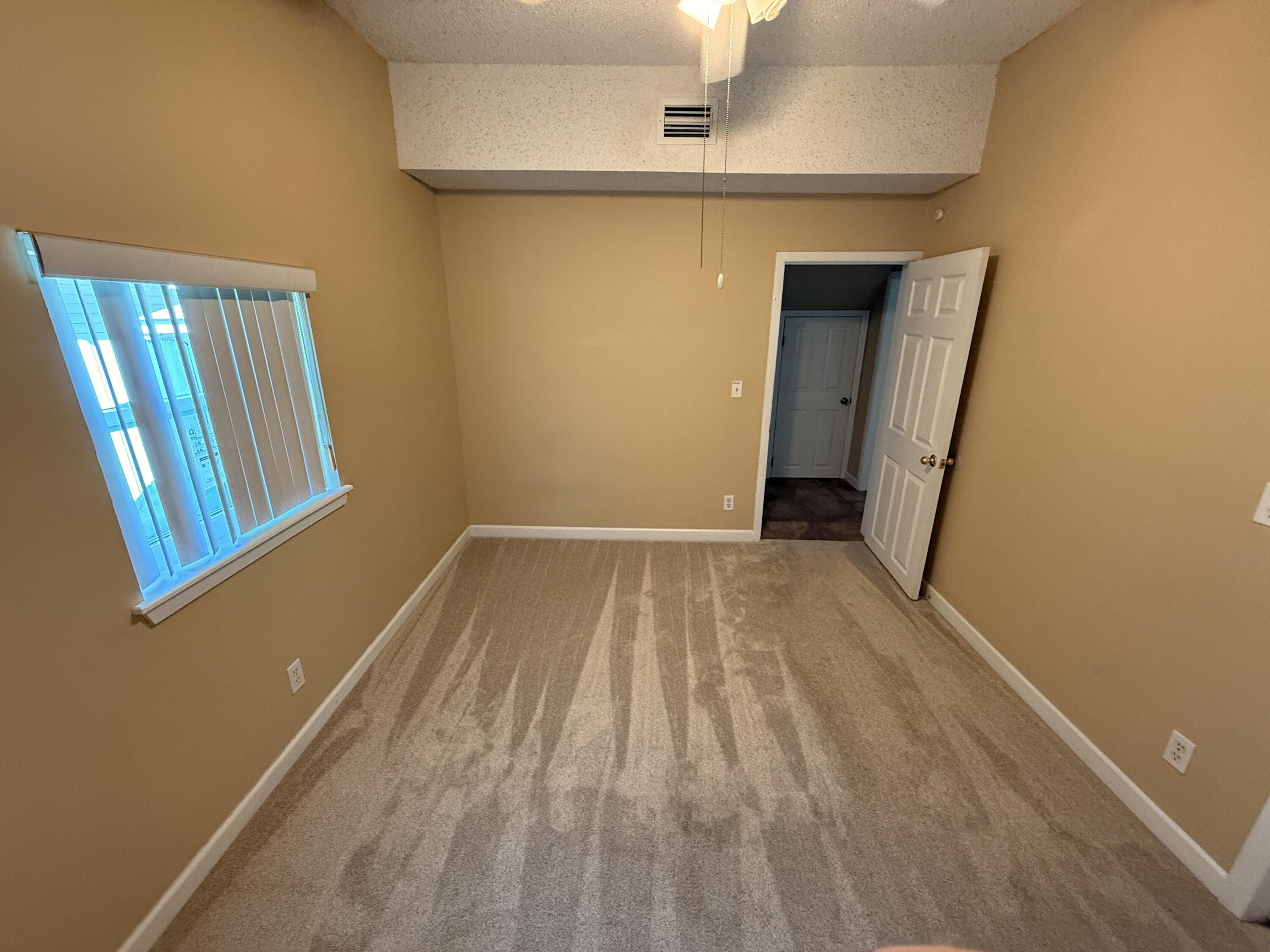 CLOVERDALE S/D 1ST ADDN - Residential