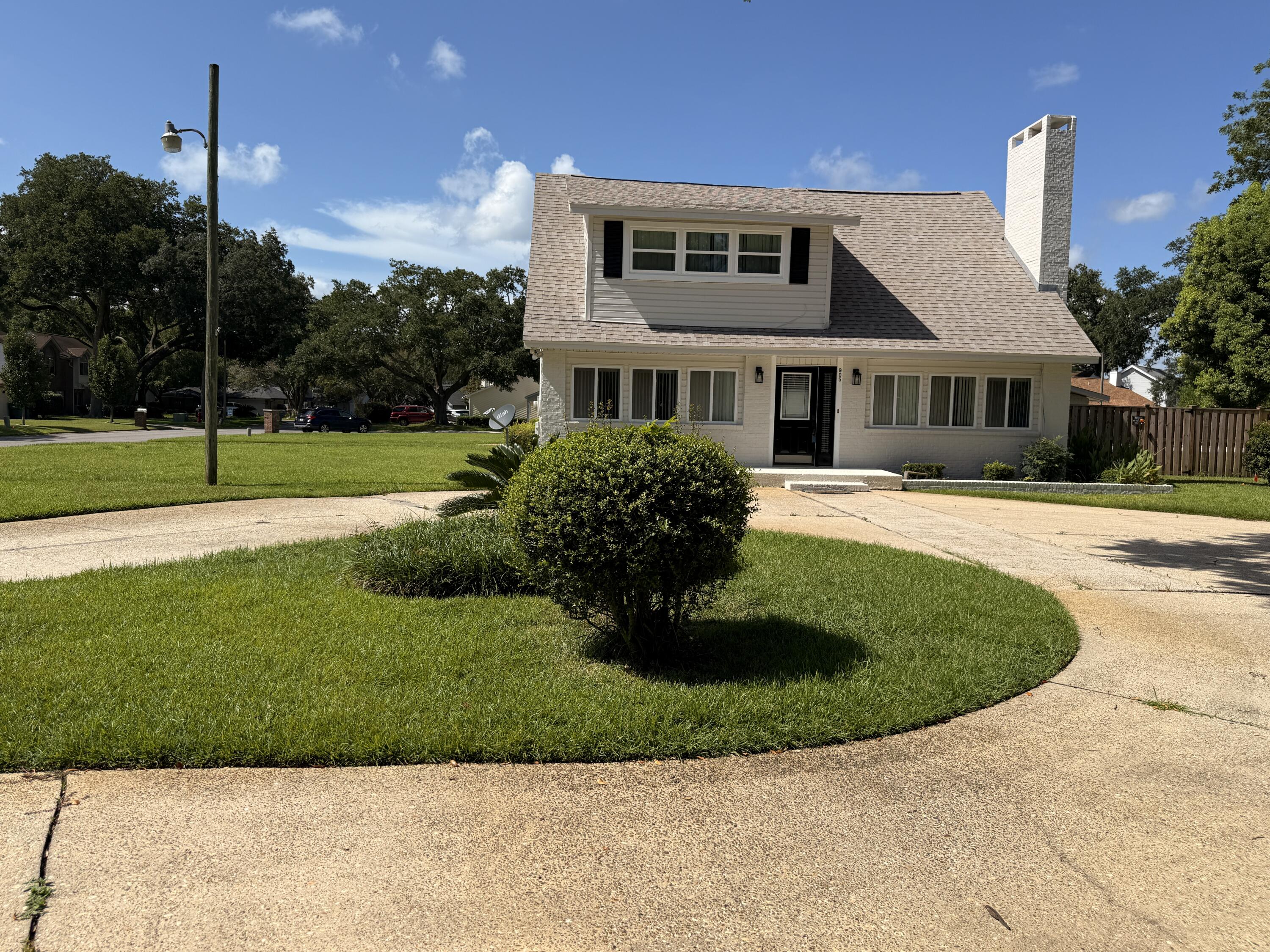 CLOVERDALE S/D 1ST ADDN - Residential