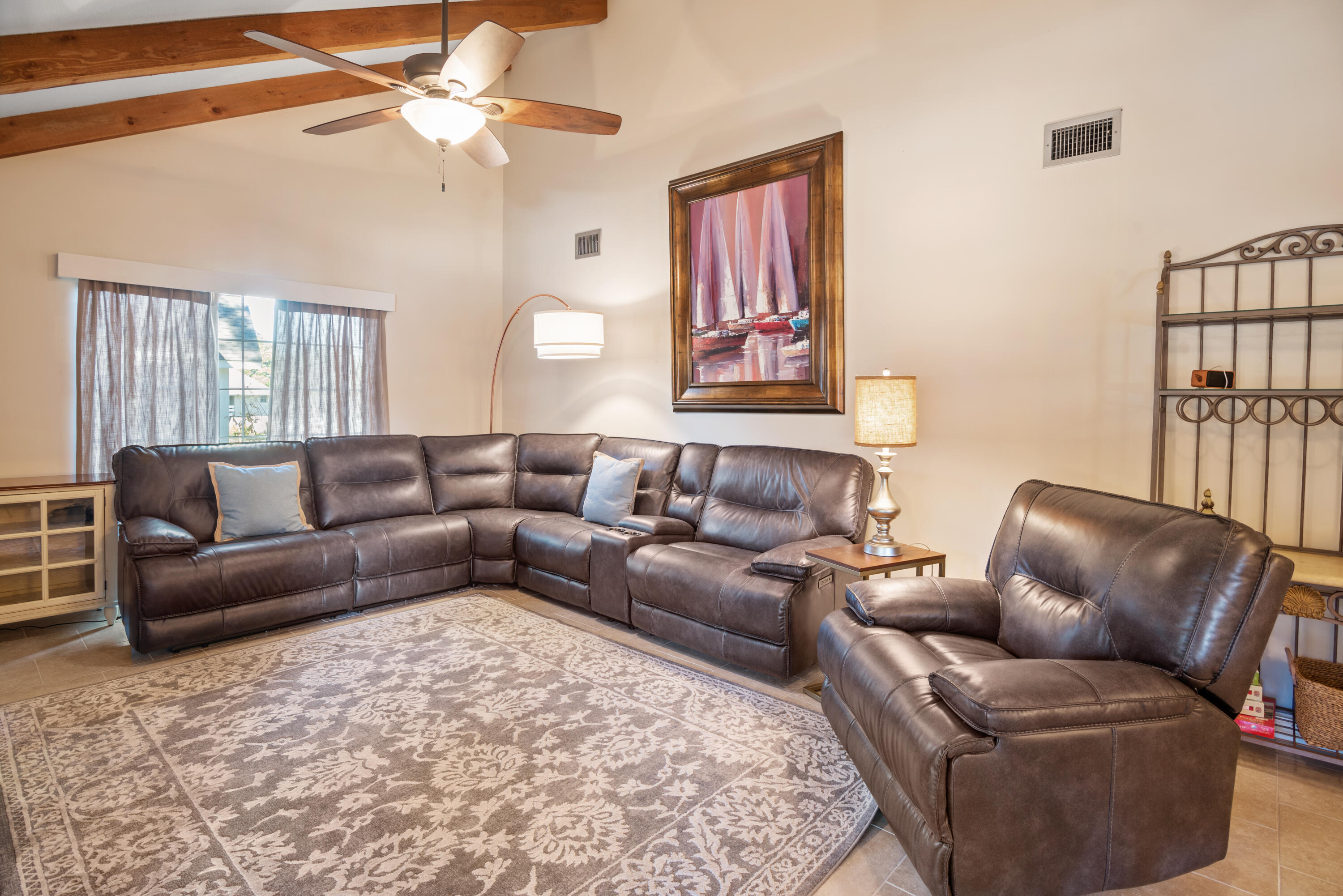 GARDEN VILLAS PH 1 - Residential