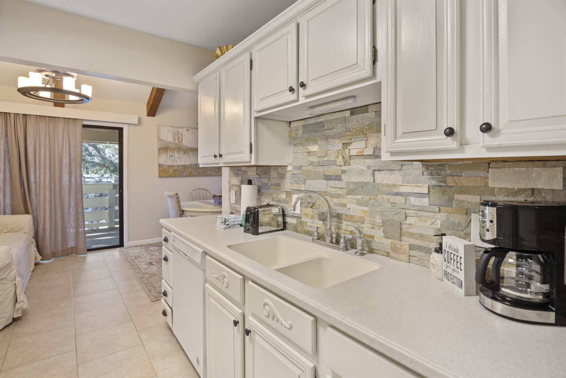 GARDEN VILLAS PH 1 - Residential