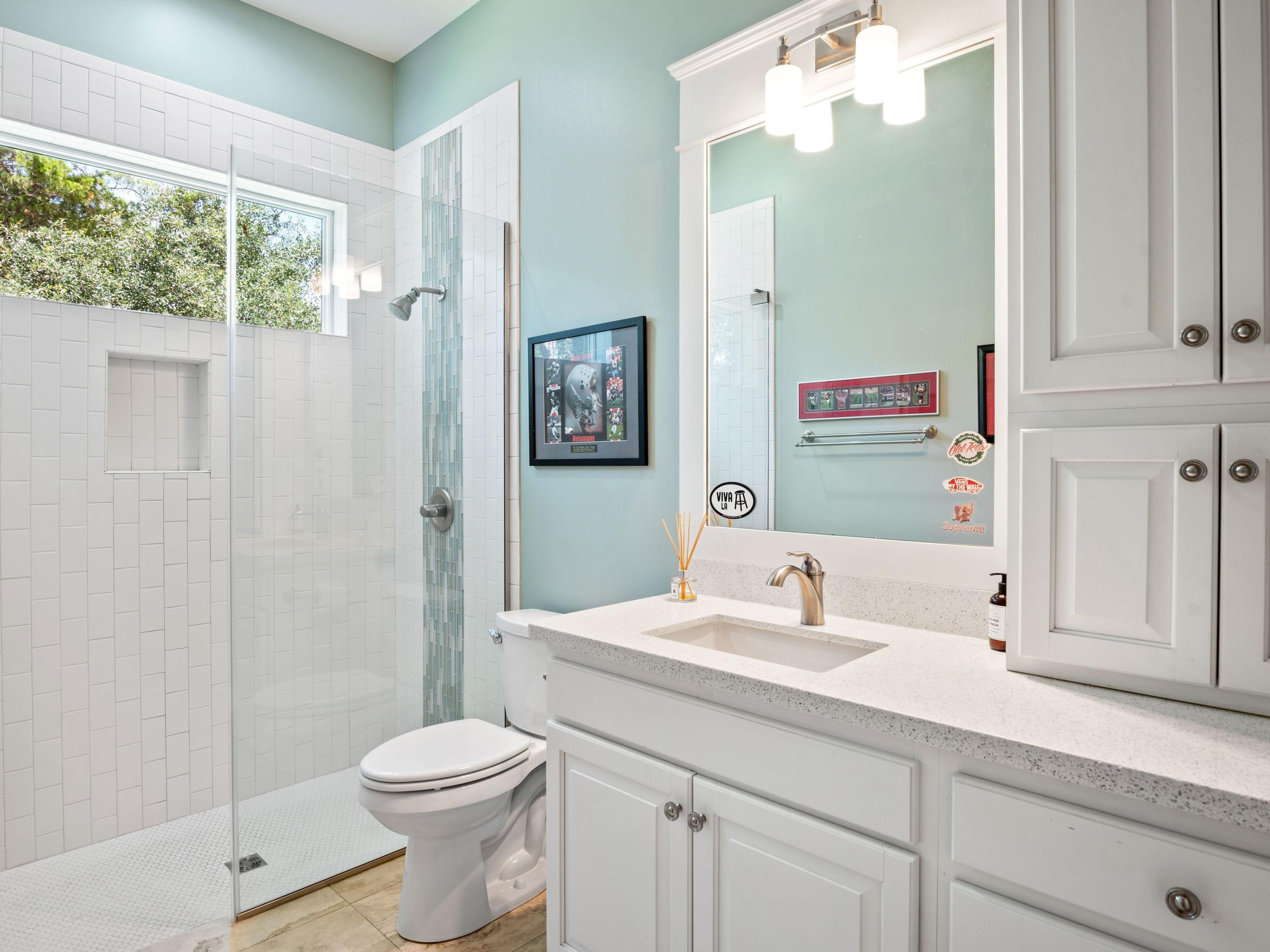 SEAGROVE VILLAGE 7TH ADD - Residential