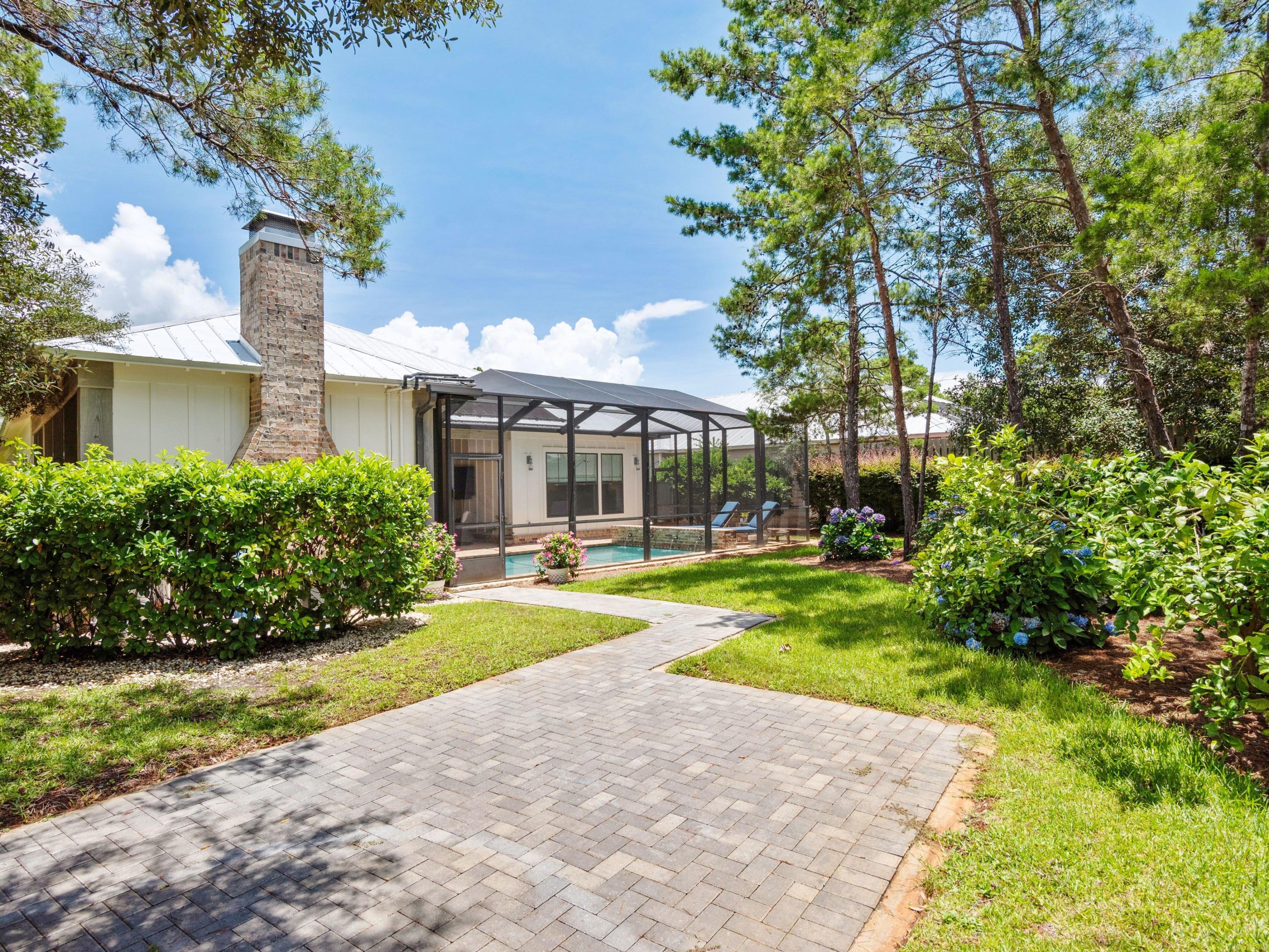 SEAGROVE VILLAGE 7TH ADD - Residential