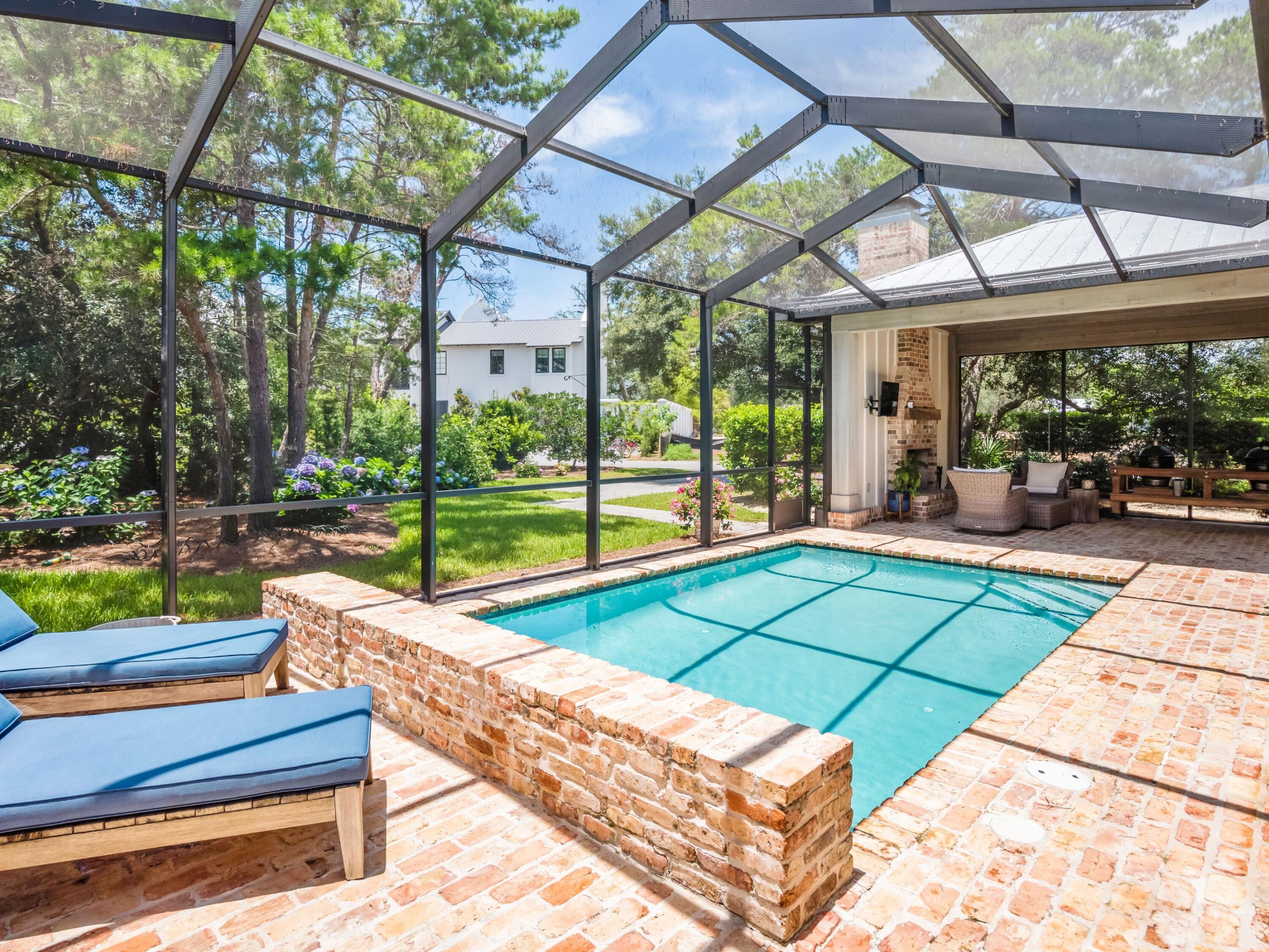 SEAGROVE VILLAGE 7TH ADD - Residential