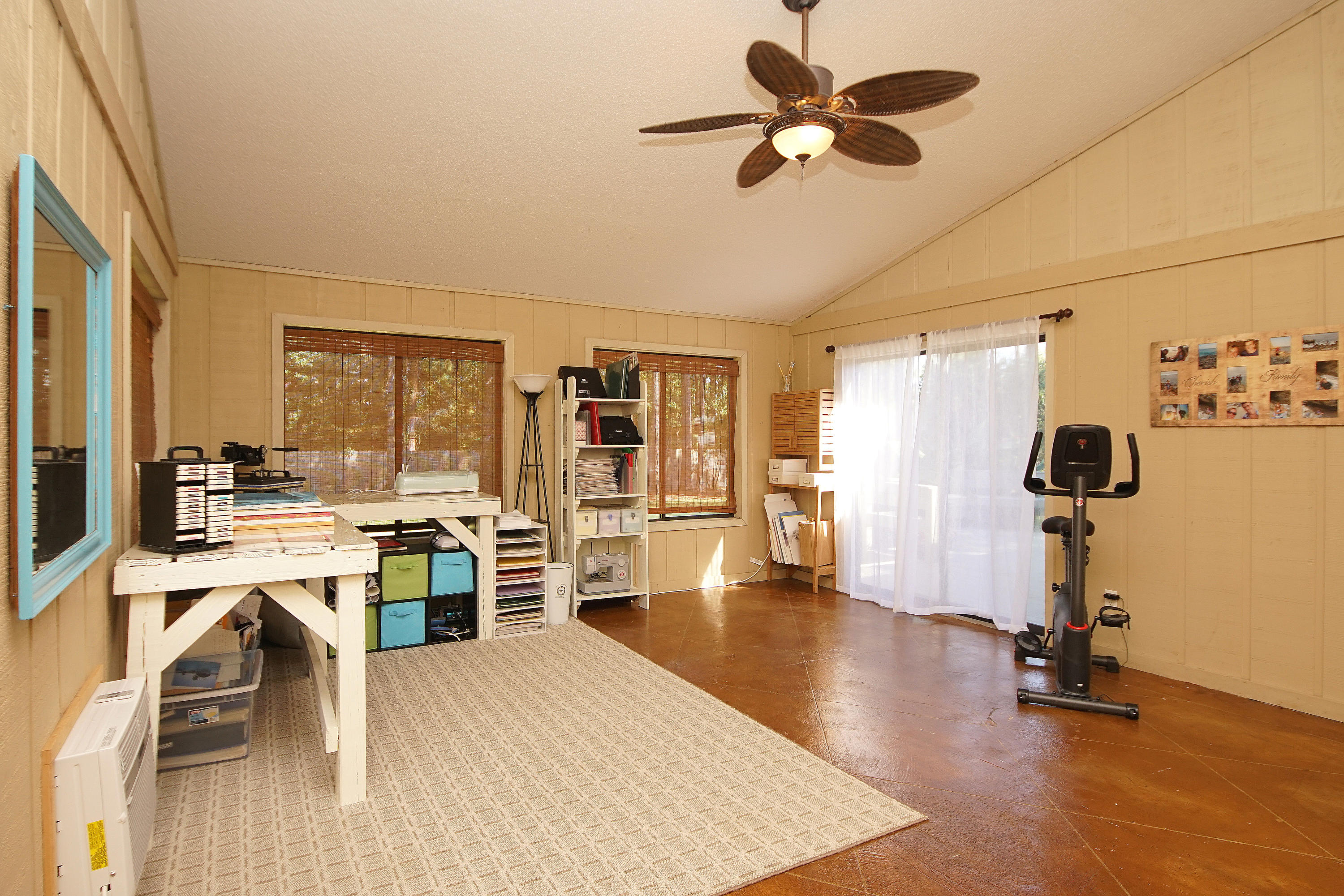 DOLPHIN POINT ESTATES - Residential