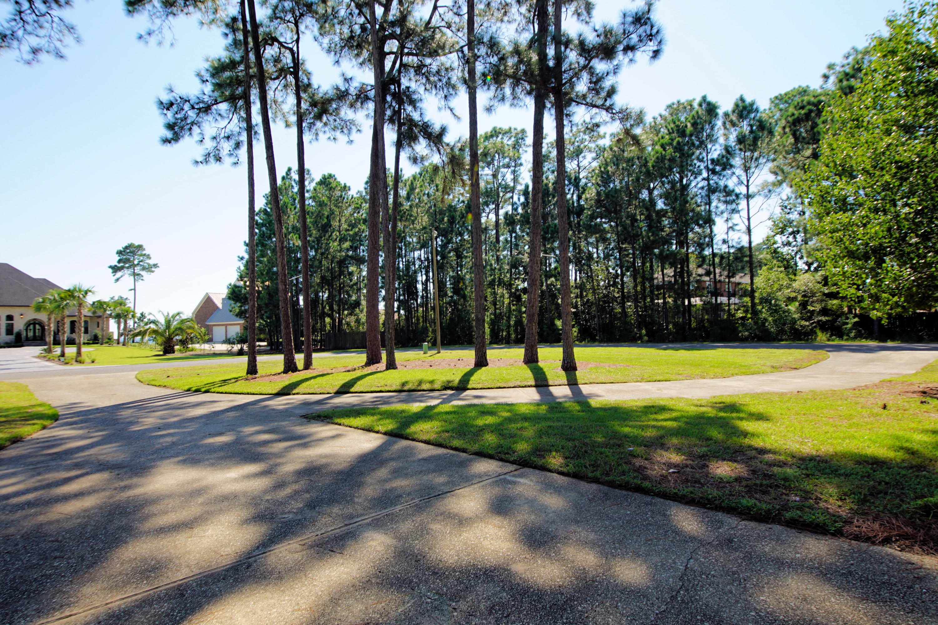 DOLPHIN POINT ESTATES - Residential