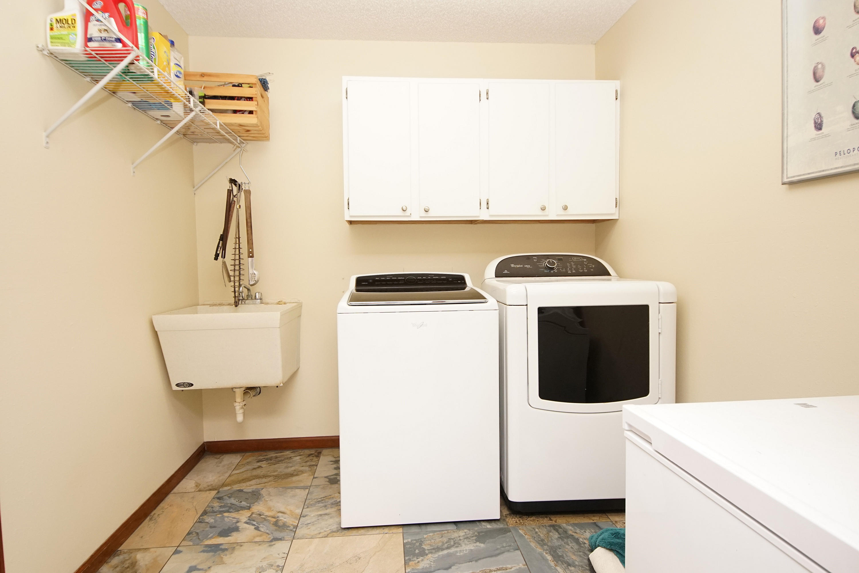 DOLPHIN POINT ESTATES - Residential