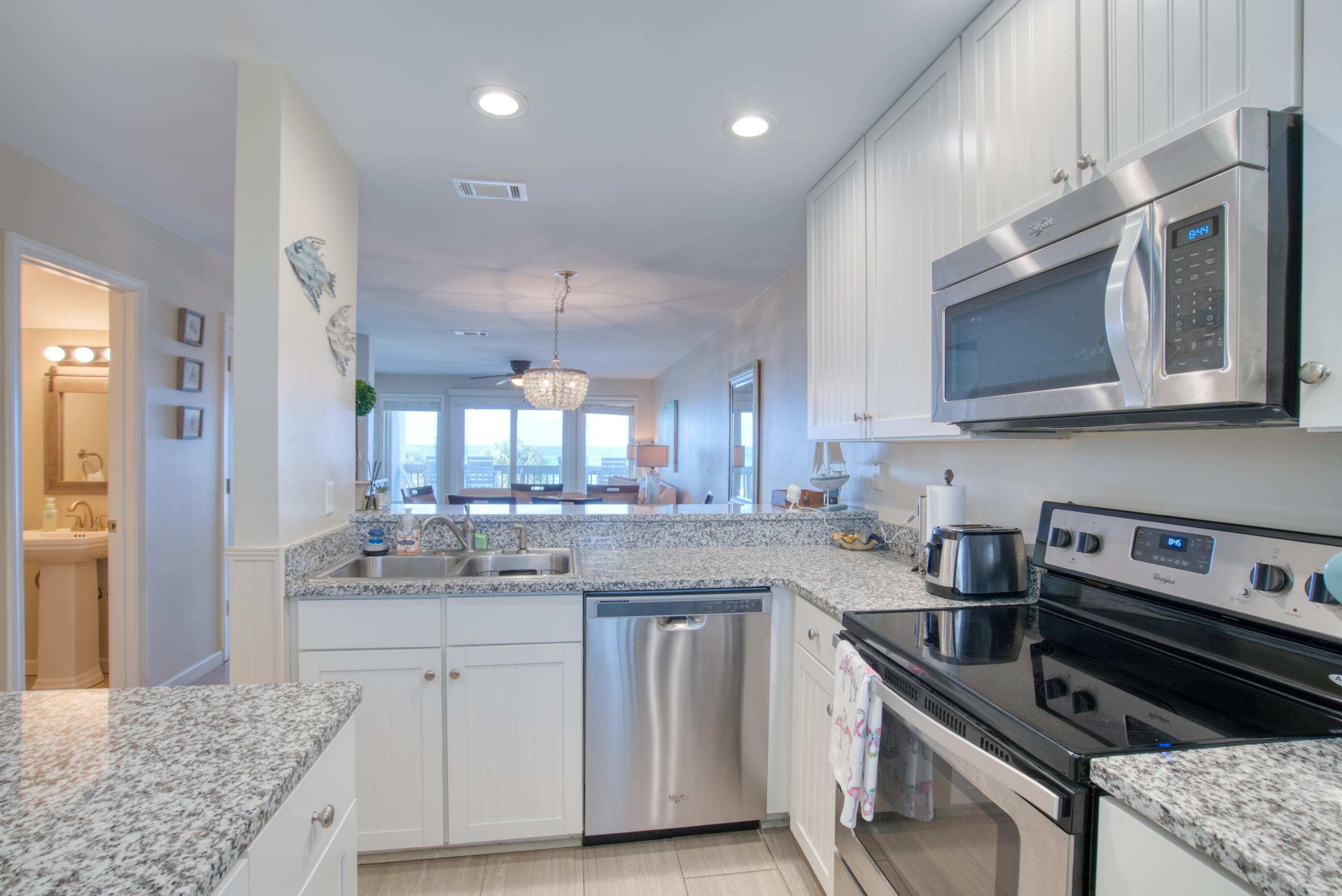 RAMSGATE HARBOUR PH 4 CONDO - Residential
