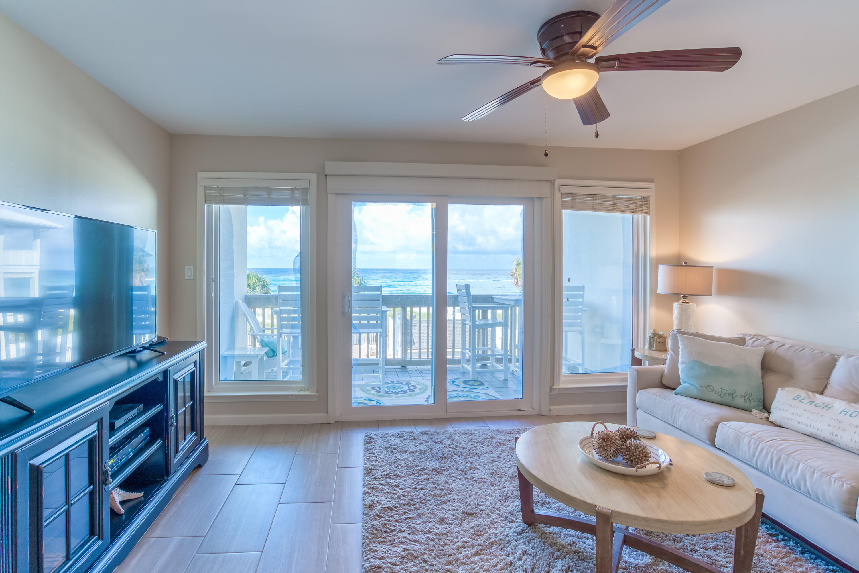 RAMSGATE HARBOUR PH 4 CONDO - Residential