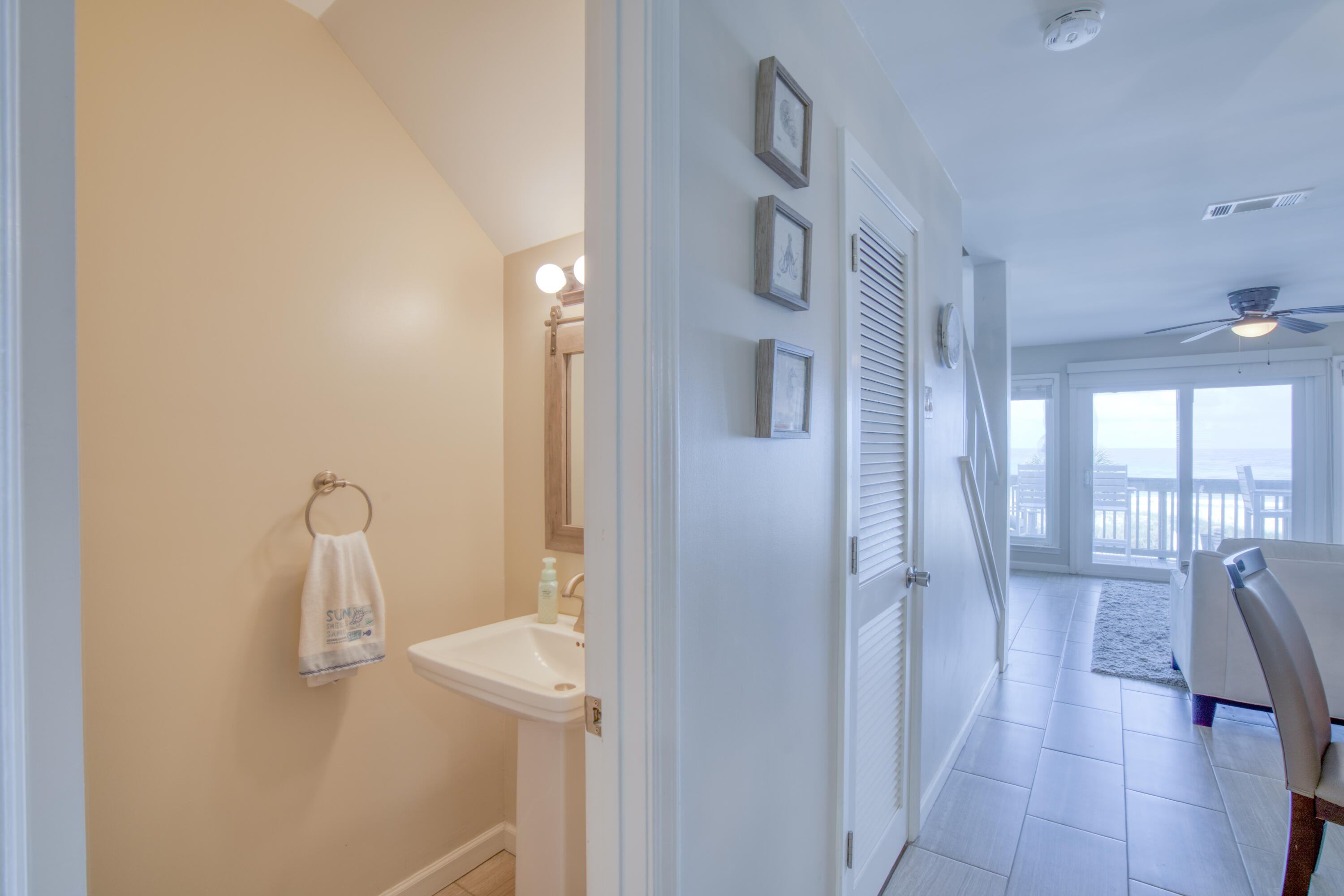 RAMSGATE HARBOUR PH 4 CONDO - Residential