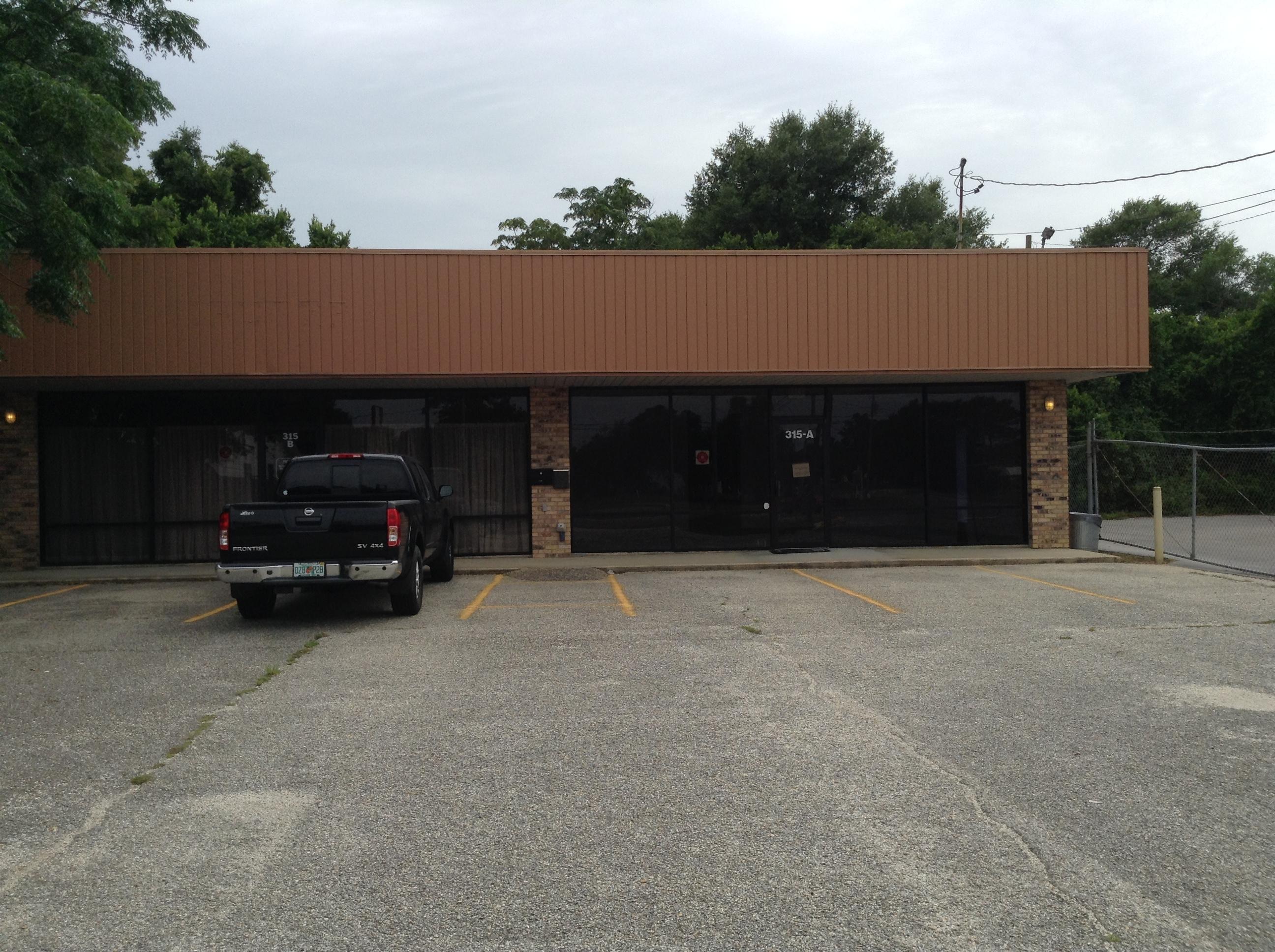 Location-visibility-high traffic count! 2 Unit Professional Office or Retail Space on a major thoroughfare. You could use one side of the building for your purposes and rent out the other side. Great investment property. Very open reception areas in both units. Multiple office spaces, bathrooms in both units and break rooms. Ample storage. Large sign at the road. Six parking spaces per unit. Newer A/C units recently serviced. This building has been well maintained. Move in today and be open for business tomorrow. Buyer to verify all data and dimensions.