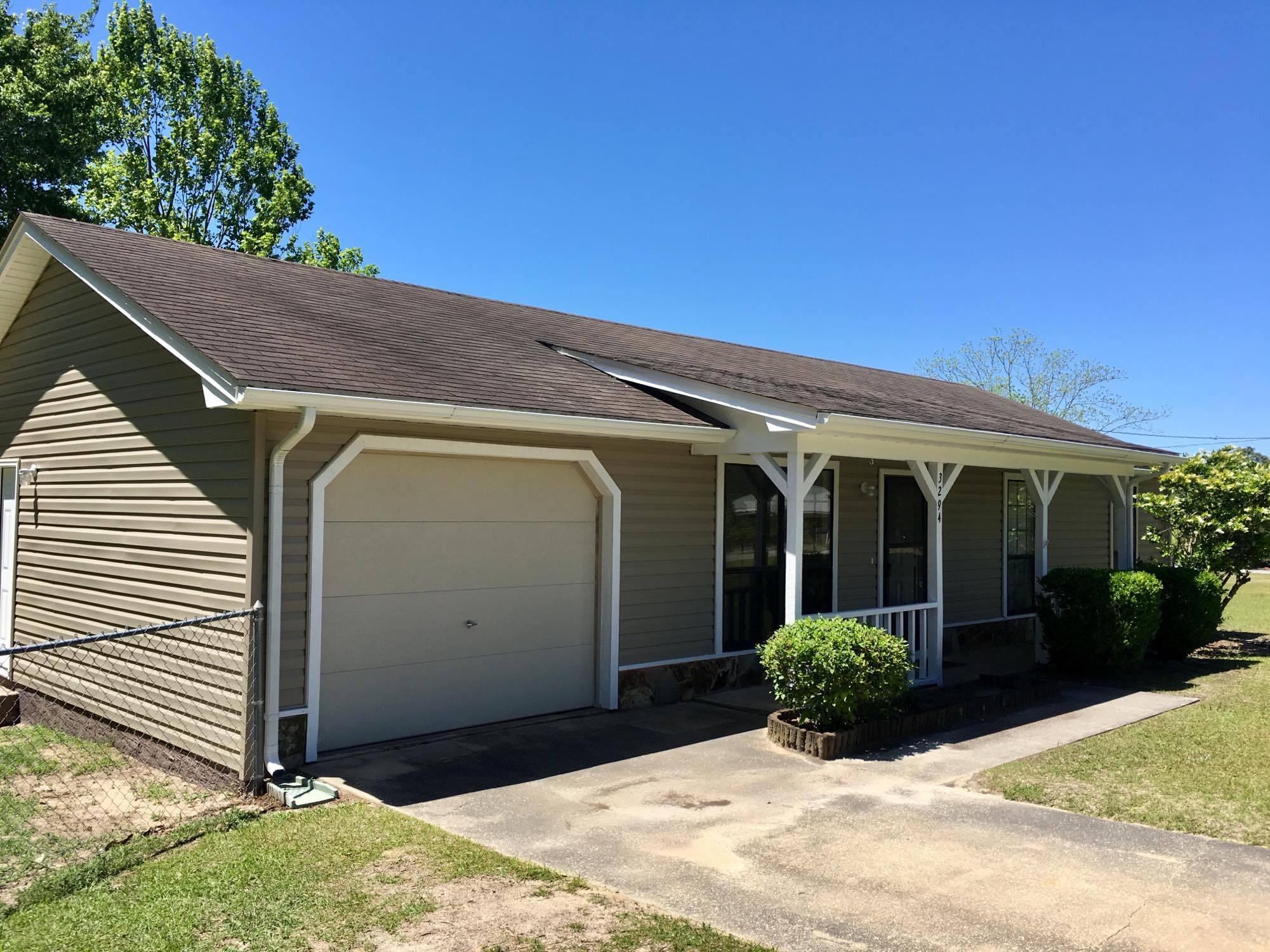 WHISPERING LAKES ESTATES - Residential