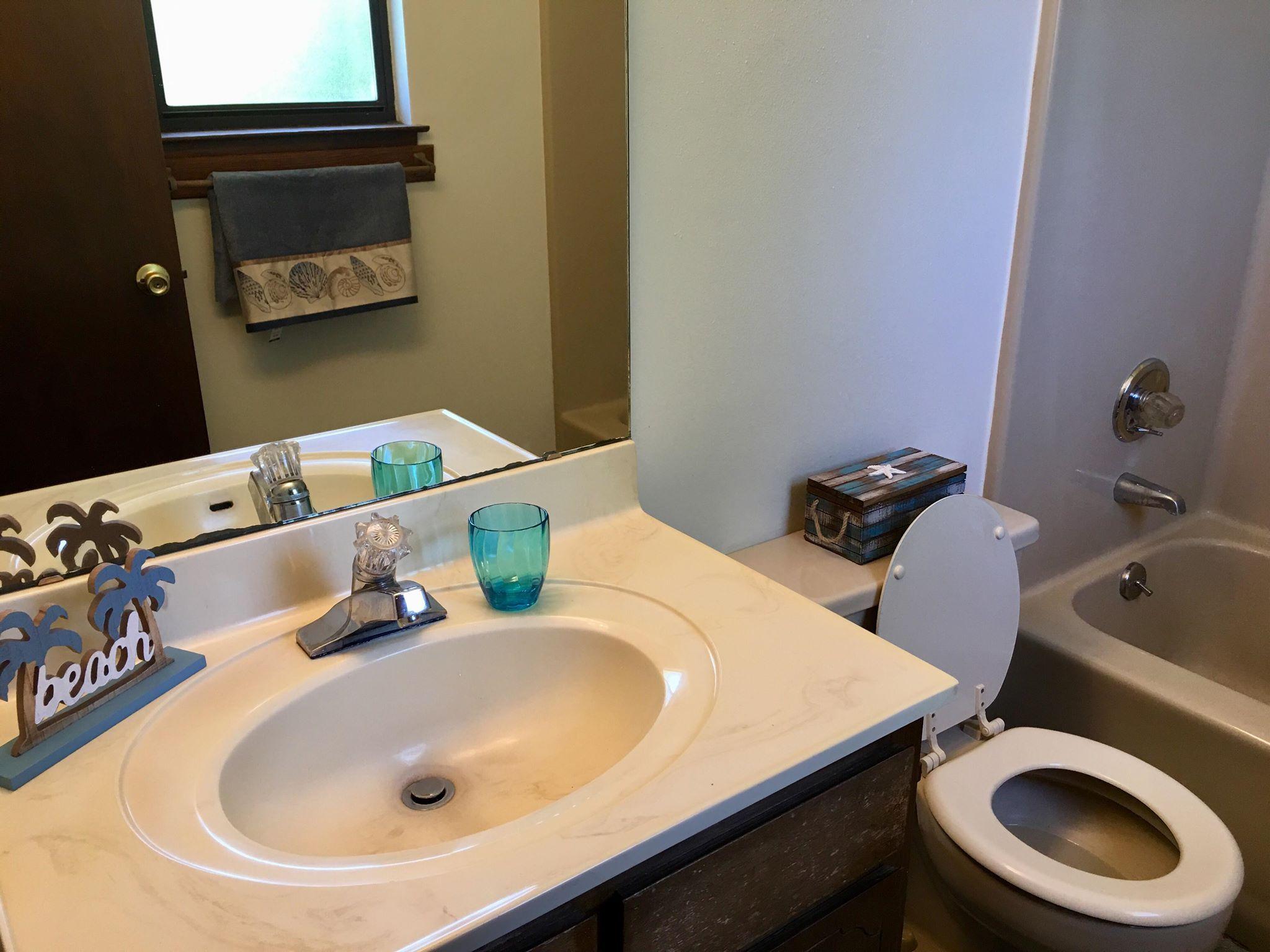 WHISPERING LAKES ESTATES - Residential