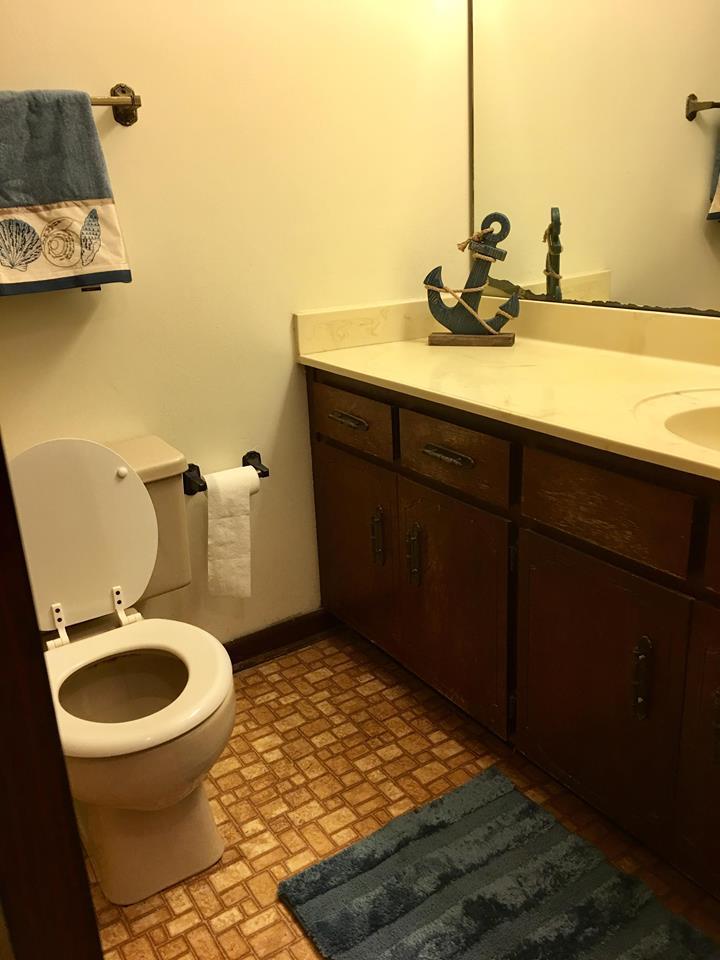 WHISPERING LAKES ESTATES - Residential