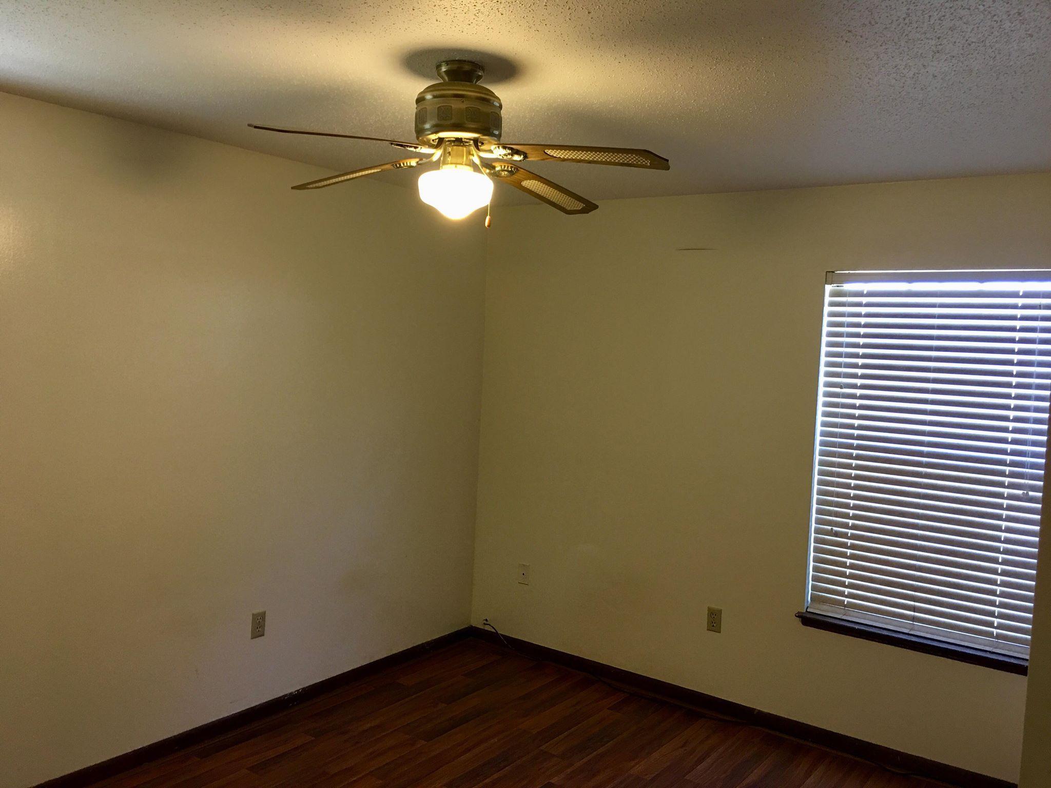 WHISPERING LAKES ESTATES - Residential