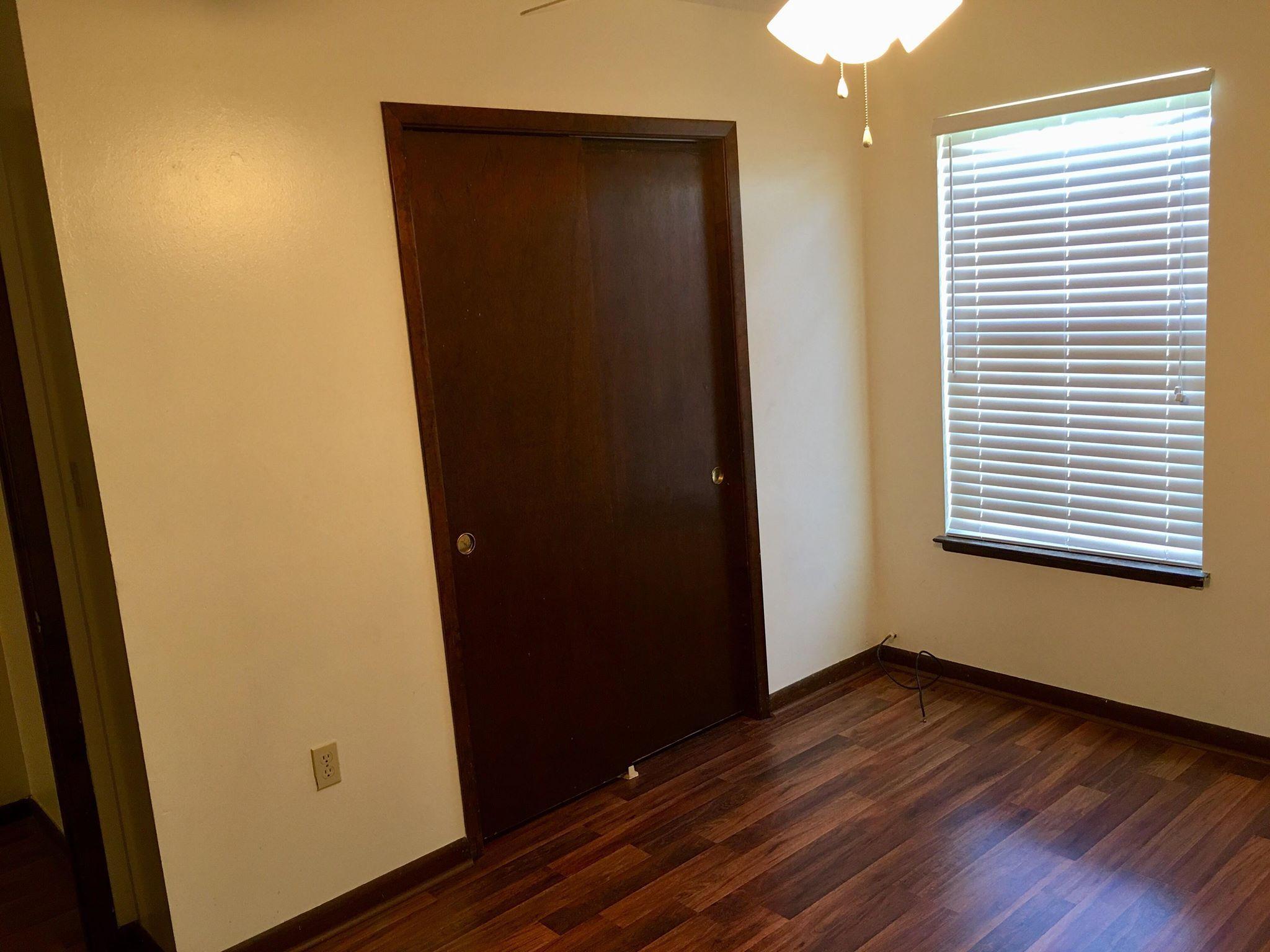 WHISPERING LAKES ESTATES - Residential