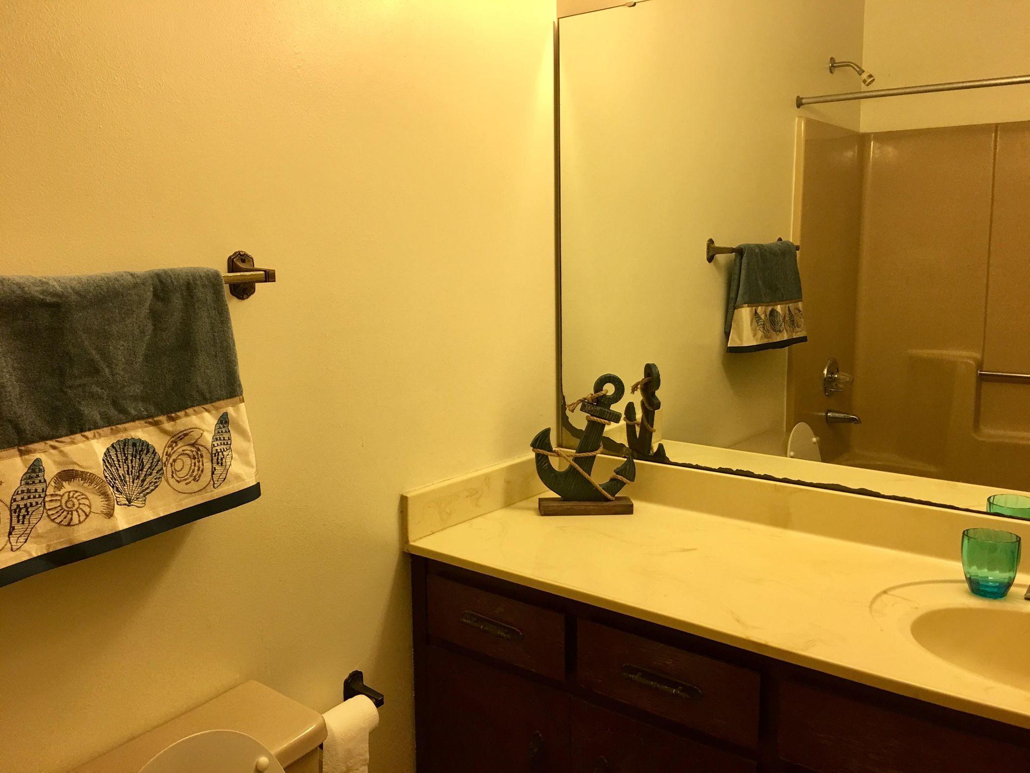 WHISPERING LAKES ESTATES - Residential