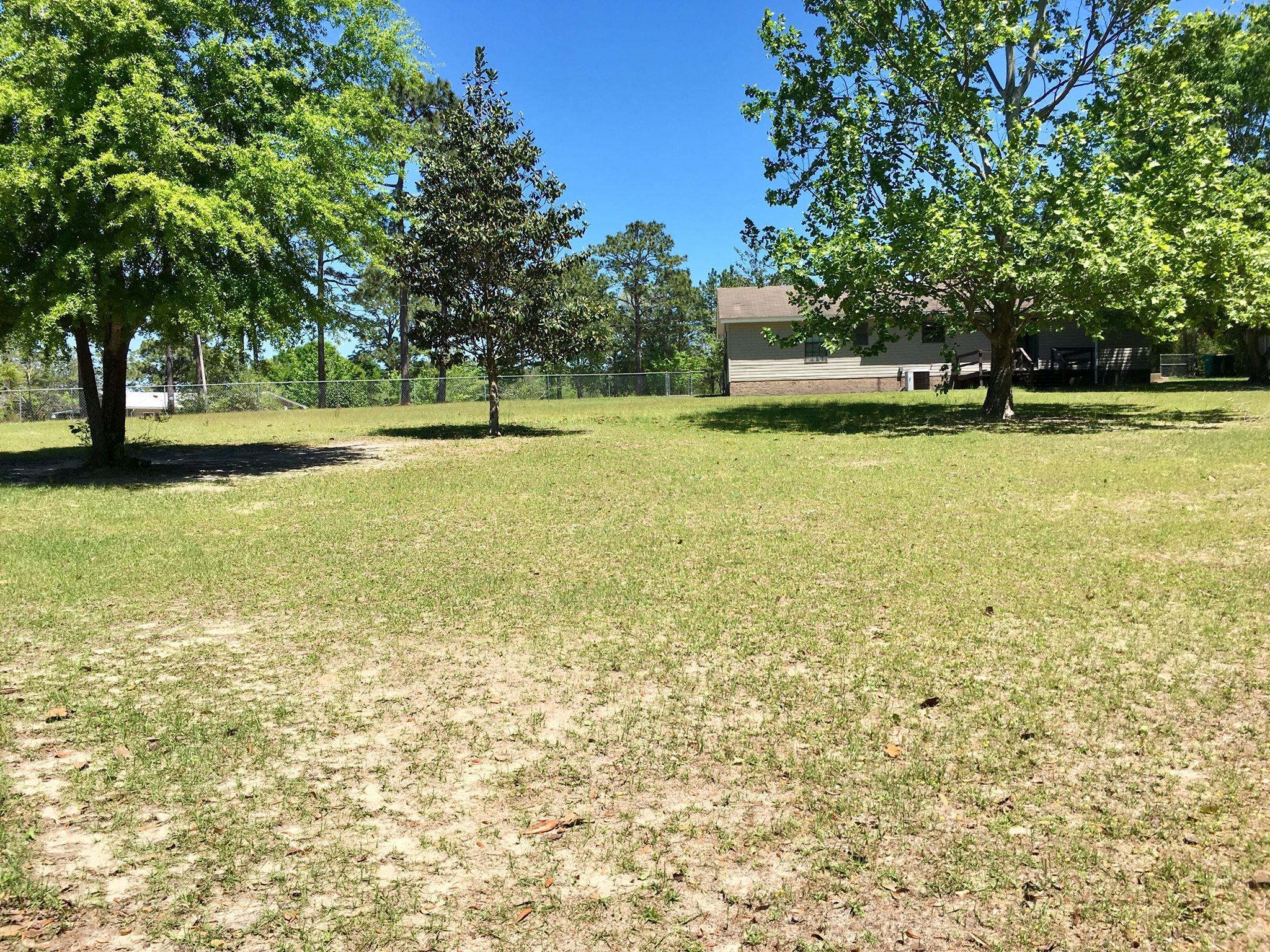 WHISPERING LAKES ESTATES - Residential