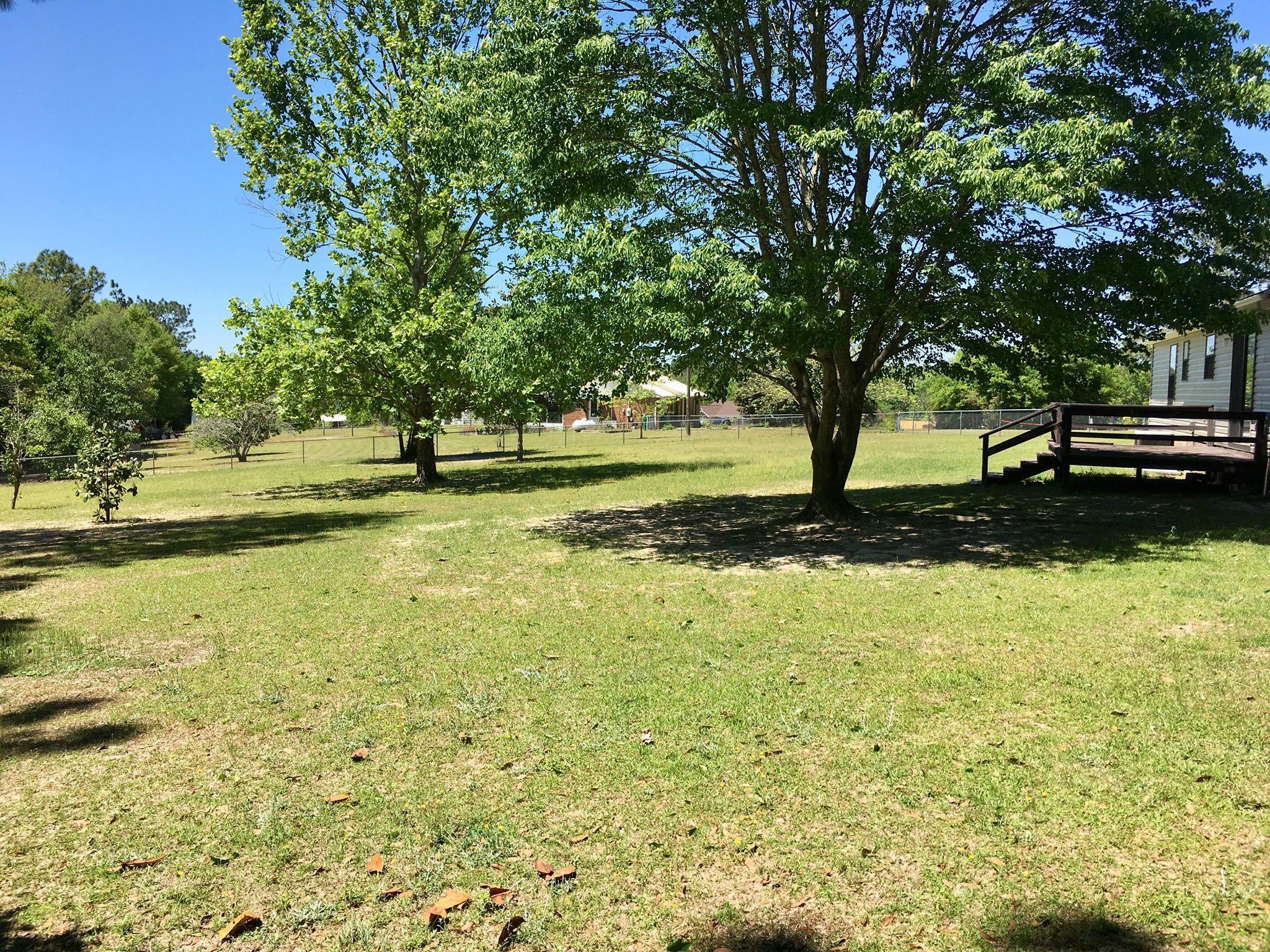 WHISPERING LAKES ESTATES - Residential