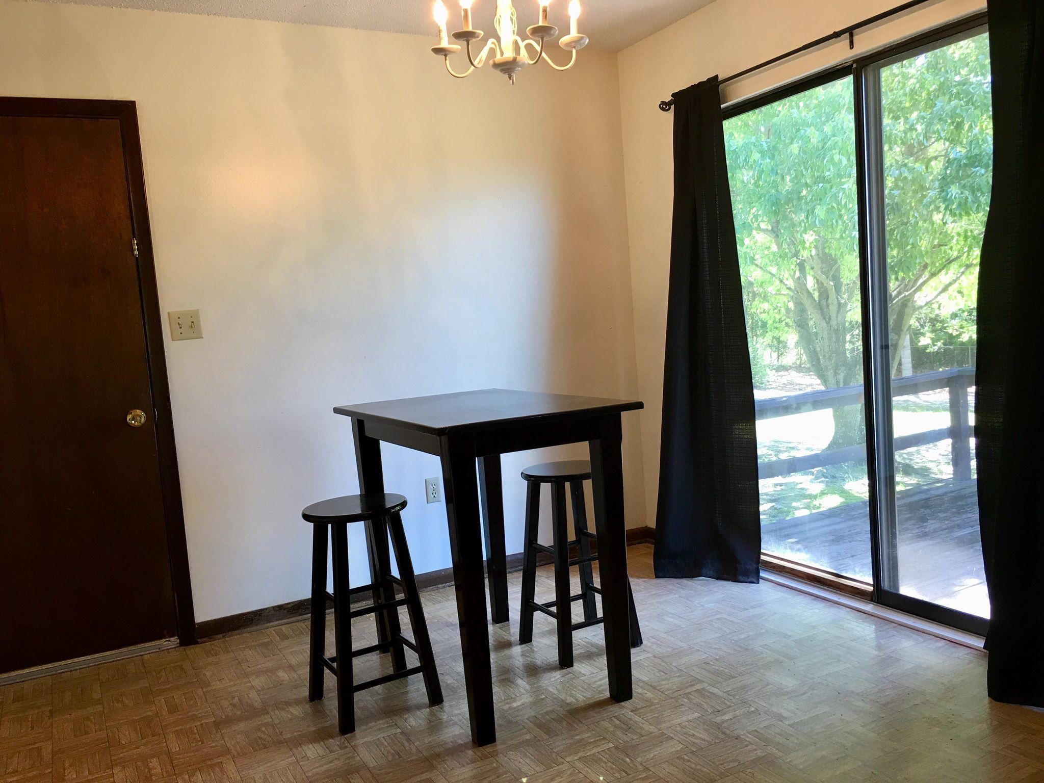 WHISPERING LAKES ESTATES - Residential