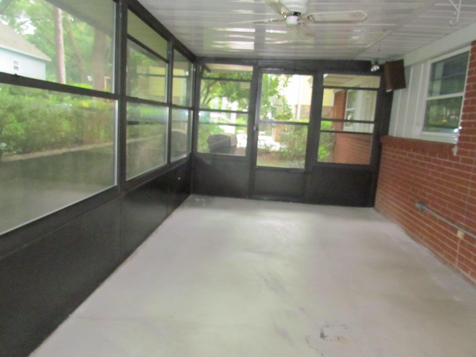 Bayshore Dr - Residential Lease