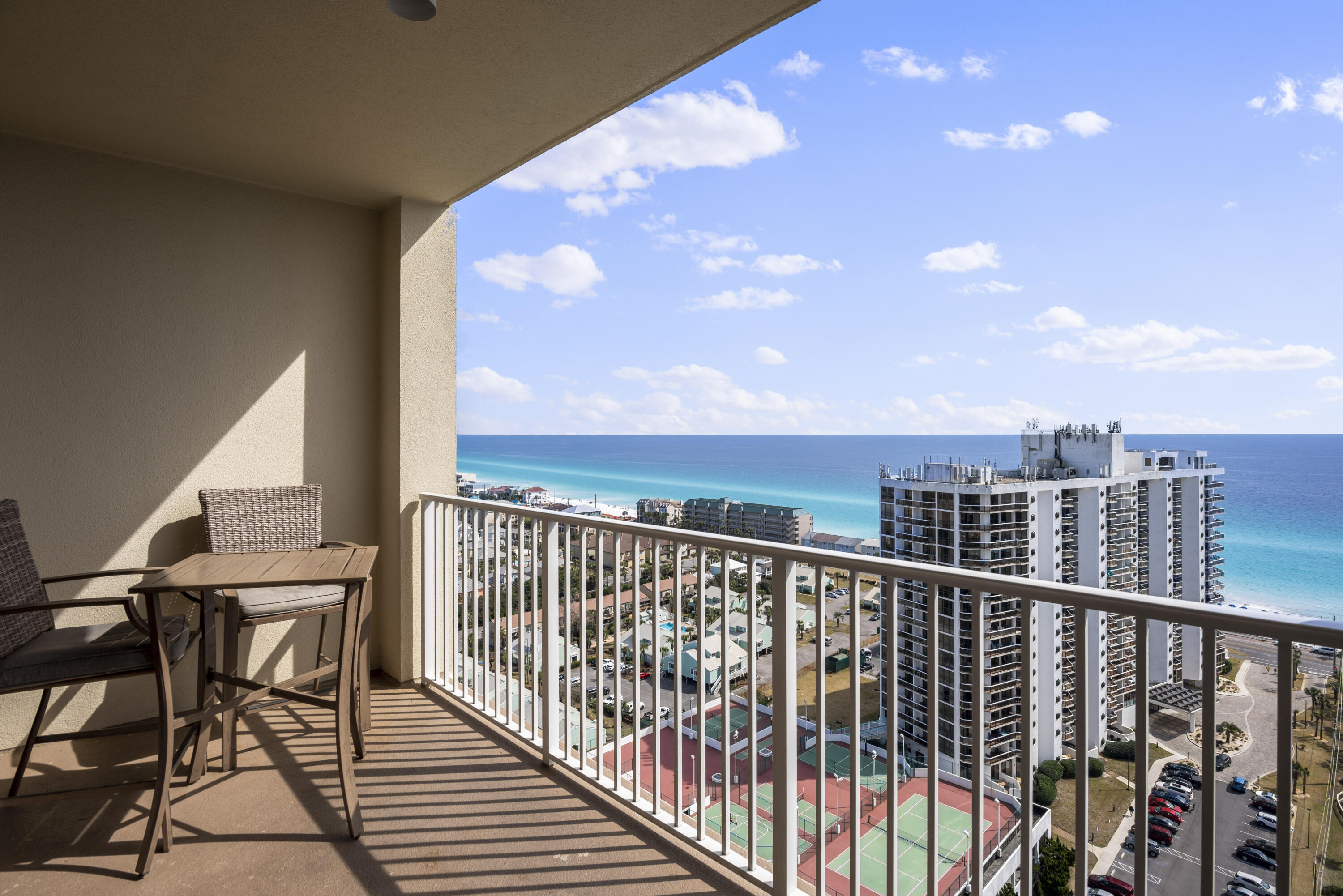 ARIEL DUNES - Residential