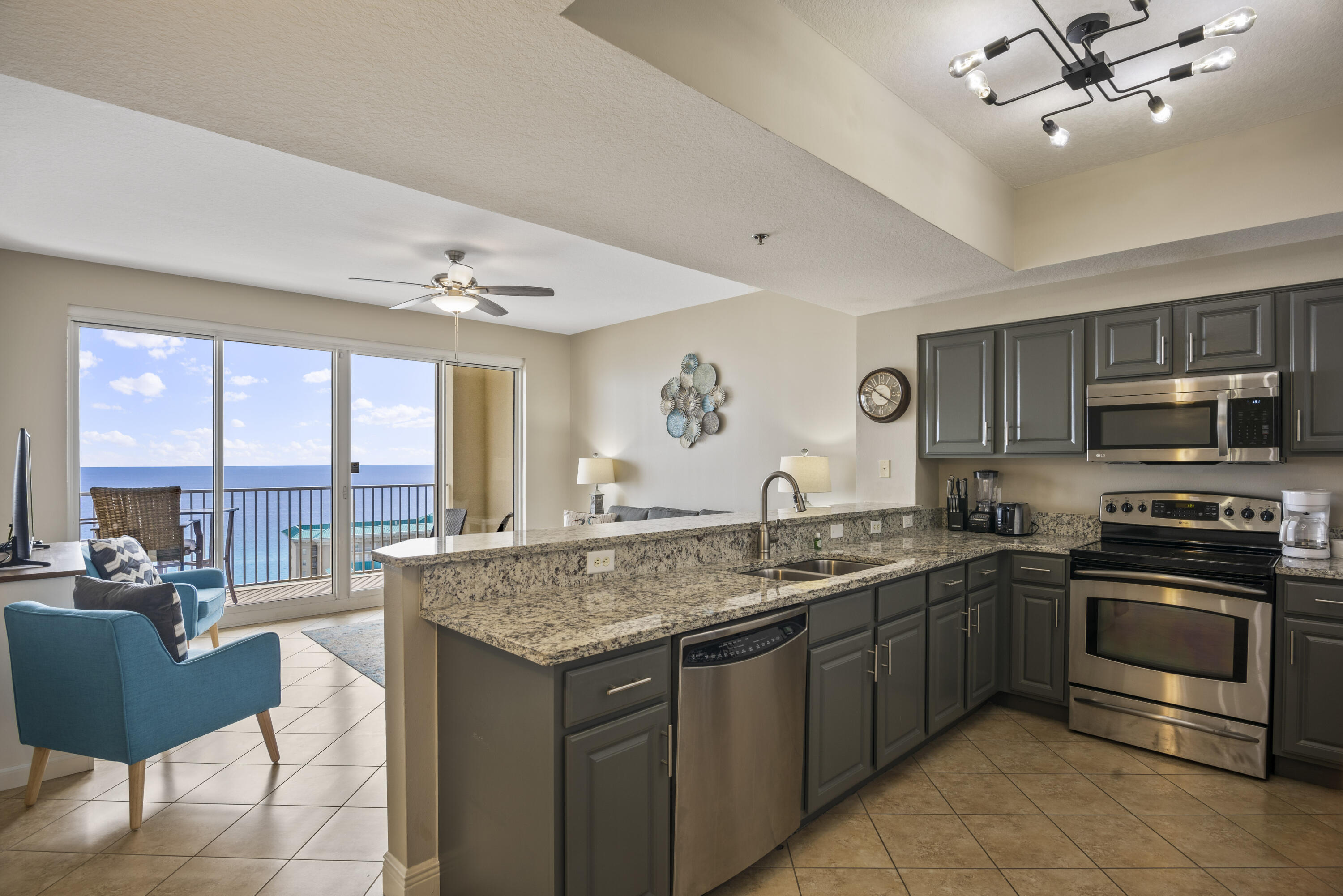 ARIEL DUNES - Residential